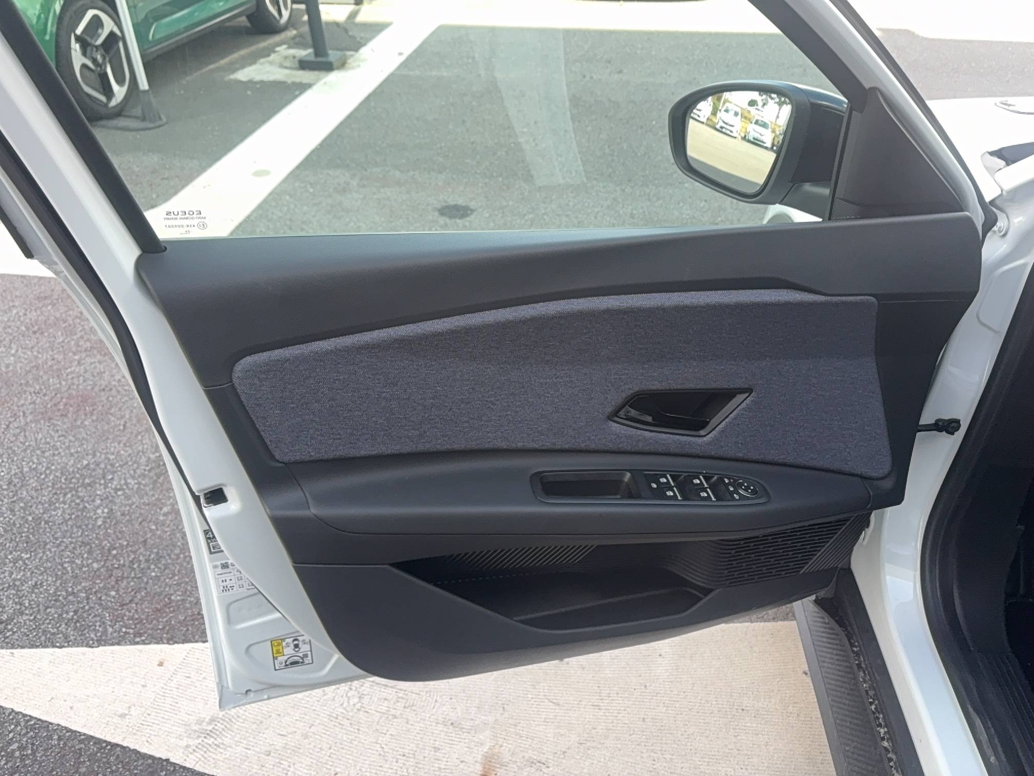 Vente en ligne Renault R5 E-Tech  120 ch autonomie urbaine au prix de 29 800 €
