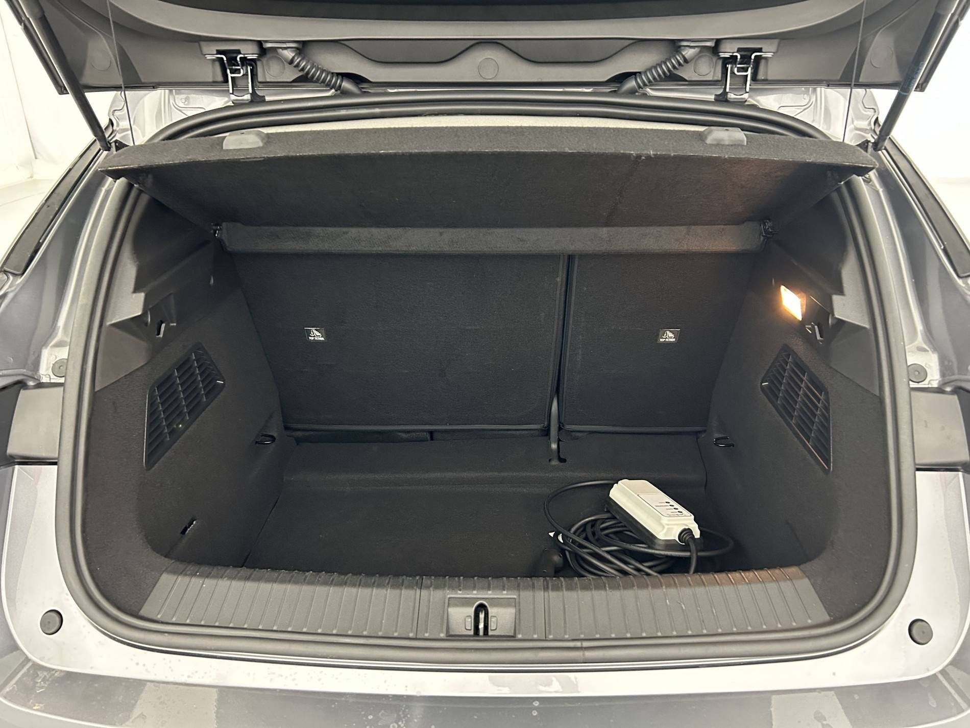 Vente en ligne Renault Megane E-Tech  EV60 220 ch super charge au prix de 24 990 €