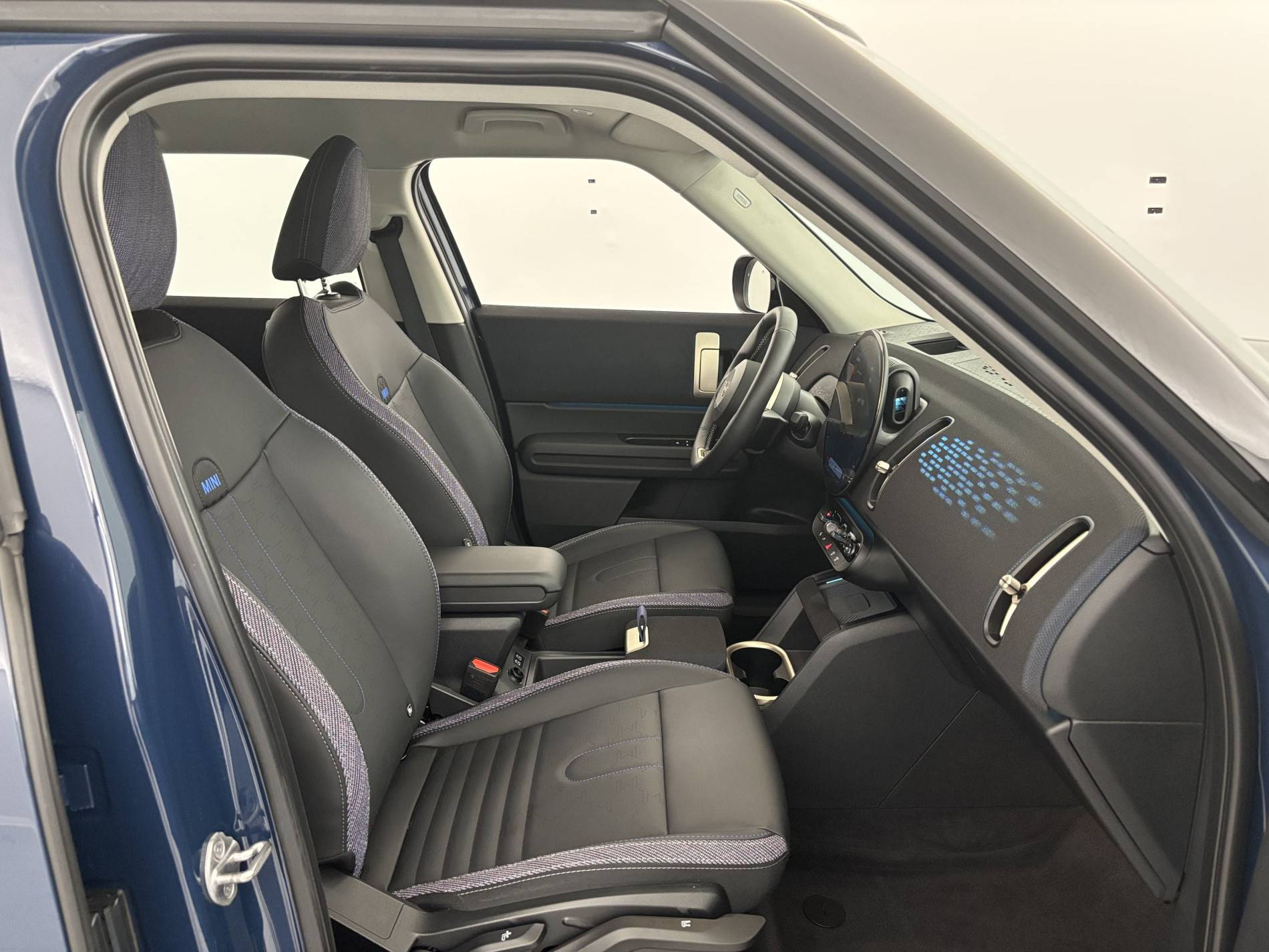 Vente en ligne Mini Countryman Countryman C au prix de 38 990 €