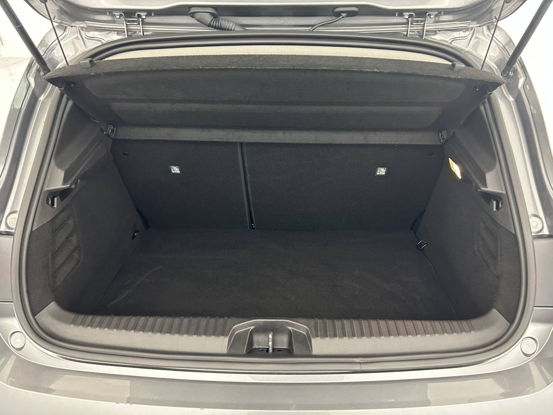 Vente en ligne Renault Clio 5 Clio E-Tech full hybrid 145 ch GSR2 au prix de 19 990 €