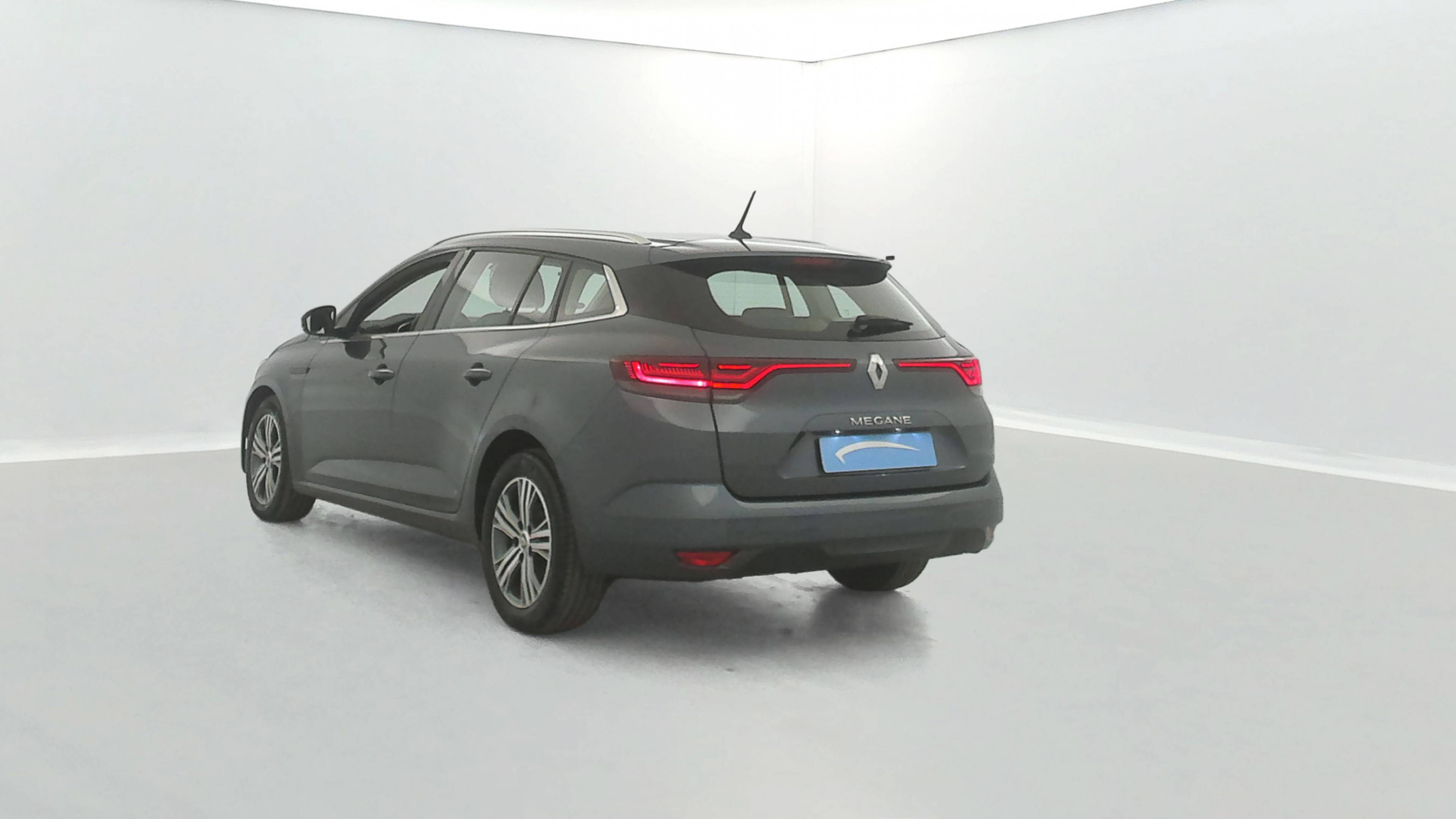 Vente en ligne Renault Megane 4 Estate  TCe 140 au prix de 15 490 €