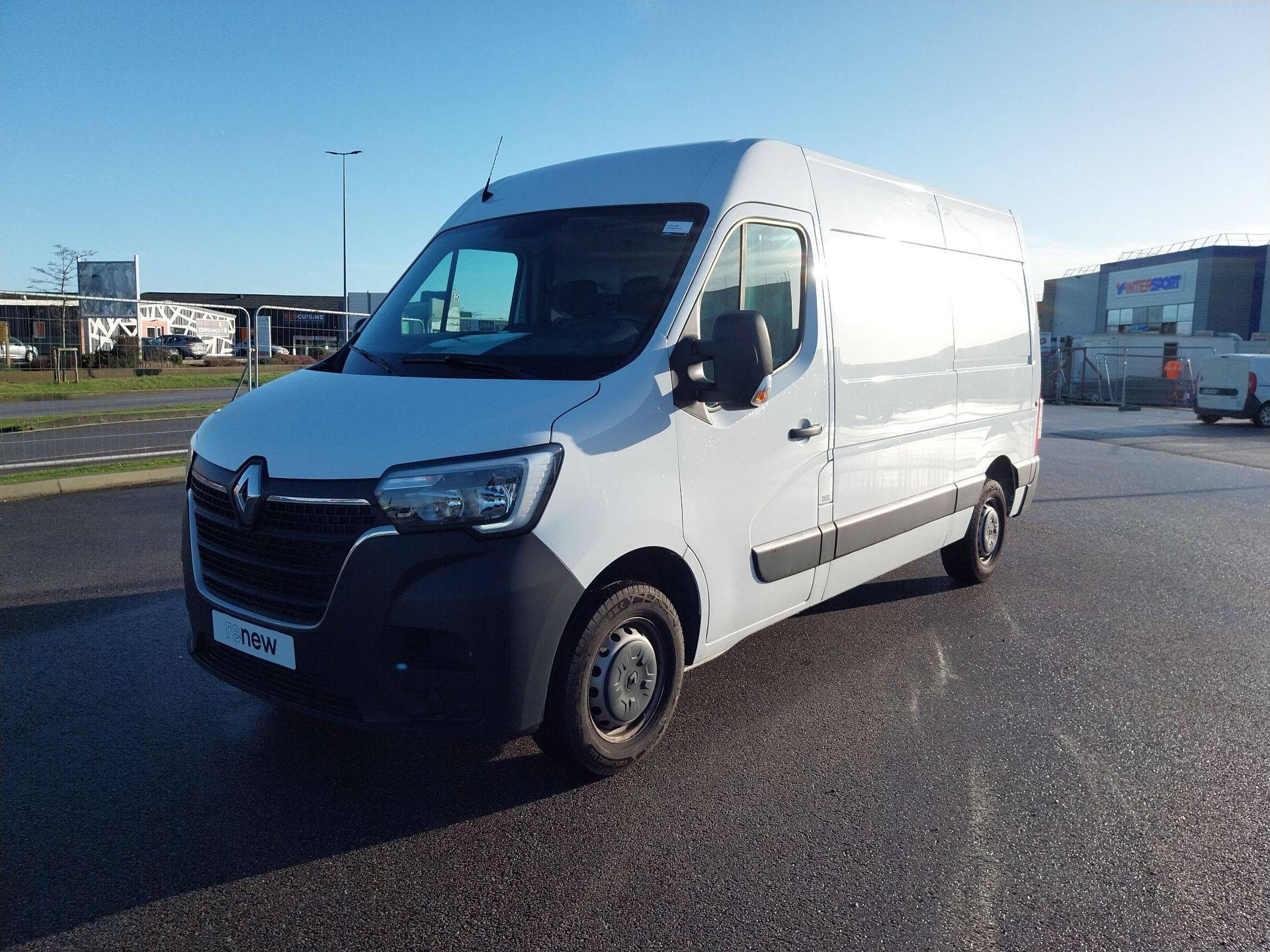 Renault Master Fourgon MASTER FGN TRAC F3500 L2H2 BLUE DCI 135 occasion de 2023 en vente à Cherbourg