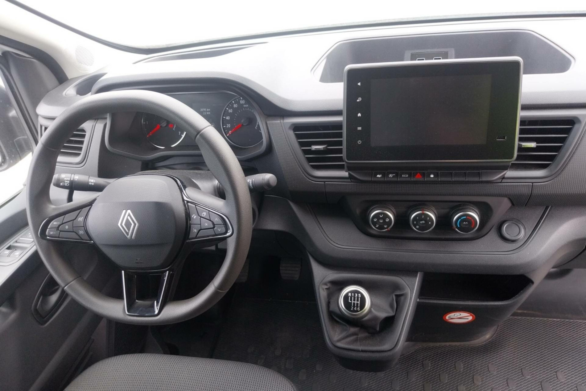 Vente en ligne Renault Trafic 3 Fourgon TRAFIC FG BLUE DCI 130 L1H1 3T GSR2 au prix de 24 500 €