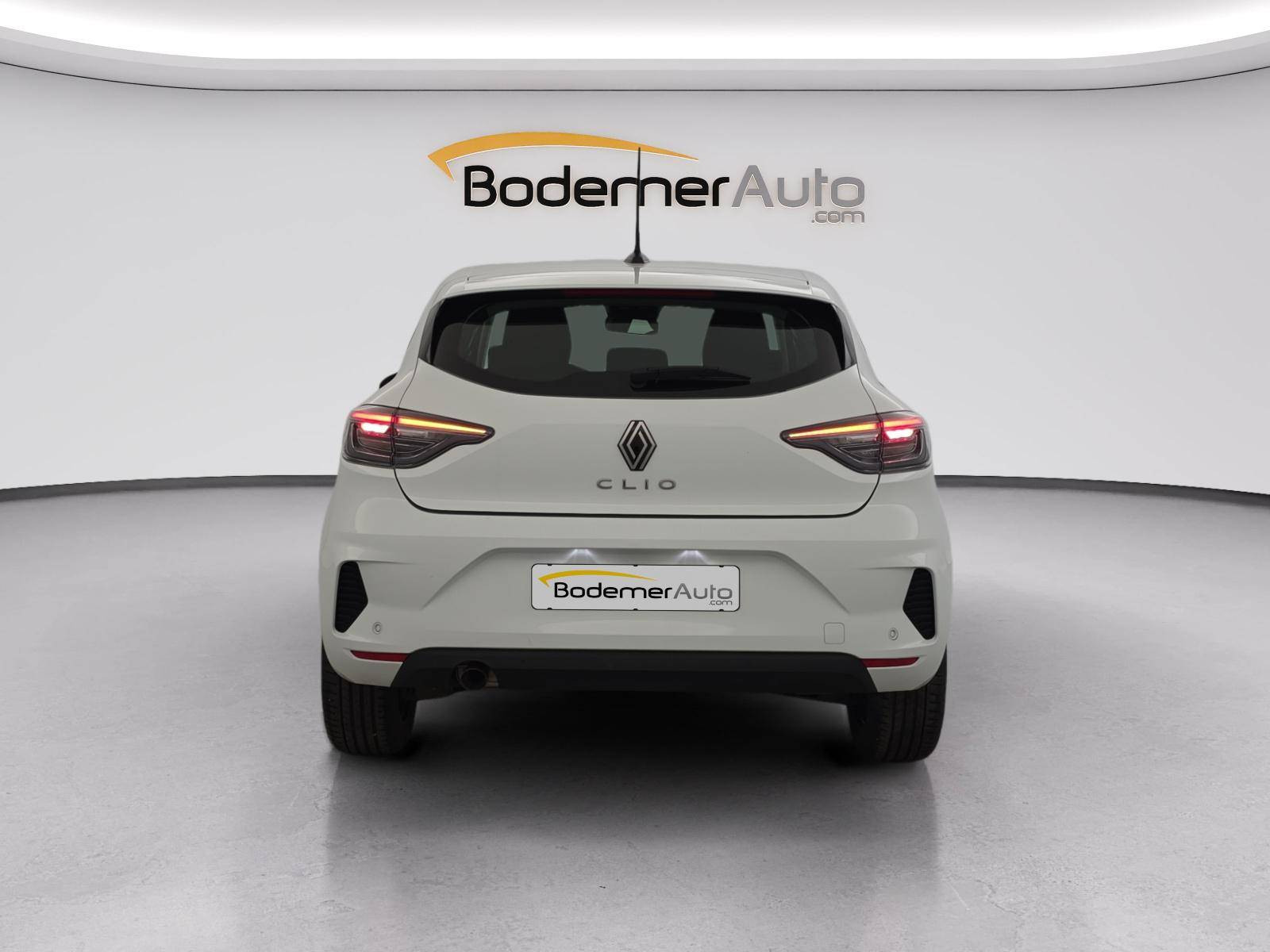 Vente en ligne Renault Clio 5 Clio TCe 90 au prix de 14 750 €