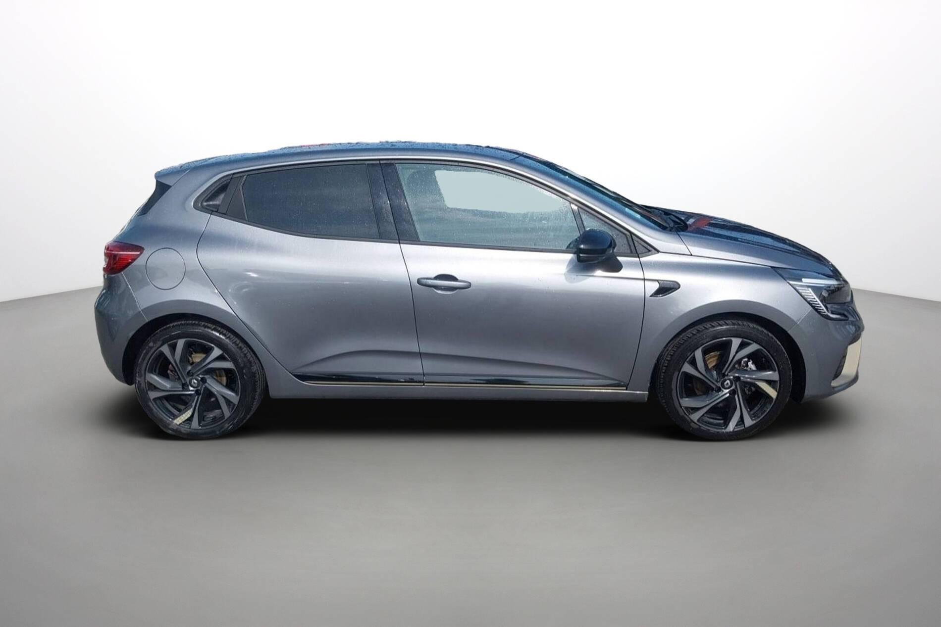 Vente en ligne Renault Clio 5 Clio E-Tech full hybrid 145 au prix de 18 490 €