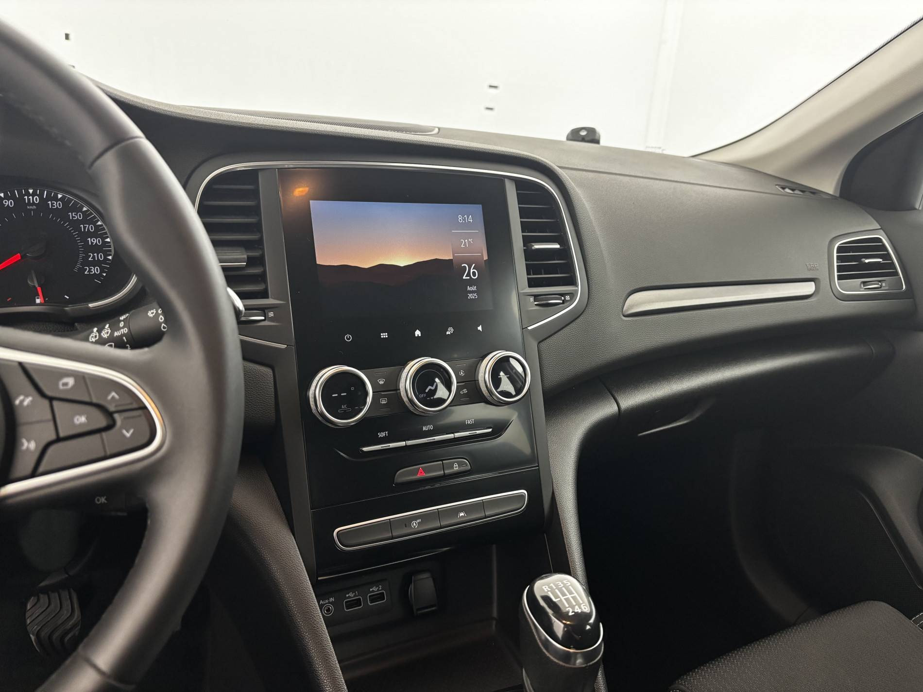 Vente en ligne Renault Megane 4 Mégane IV Berline Blue dCi 115 - 21N au prix de 14 900 €