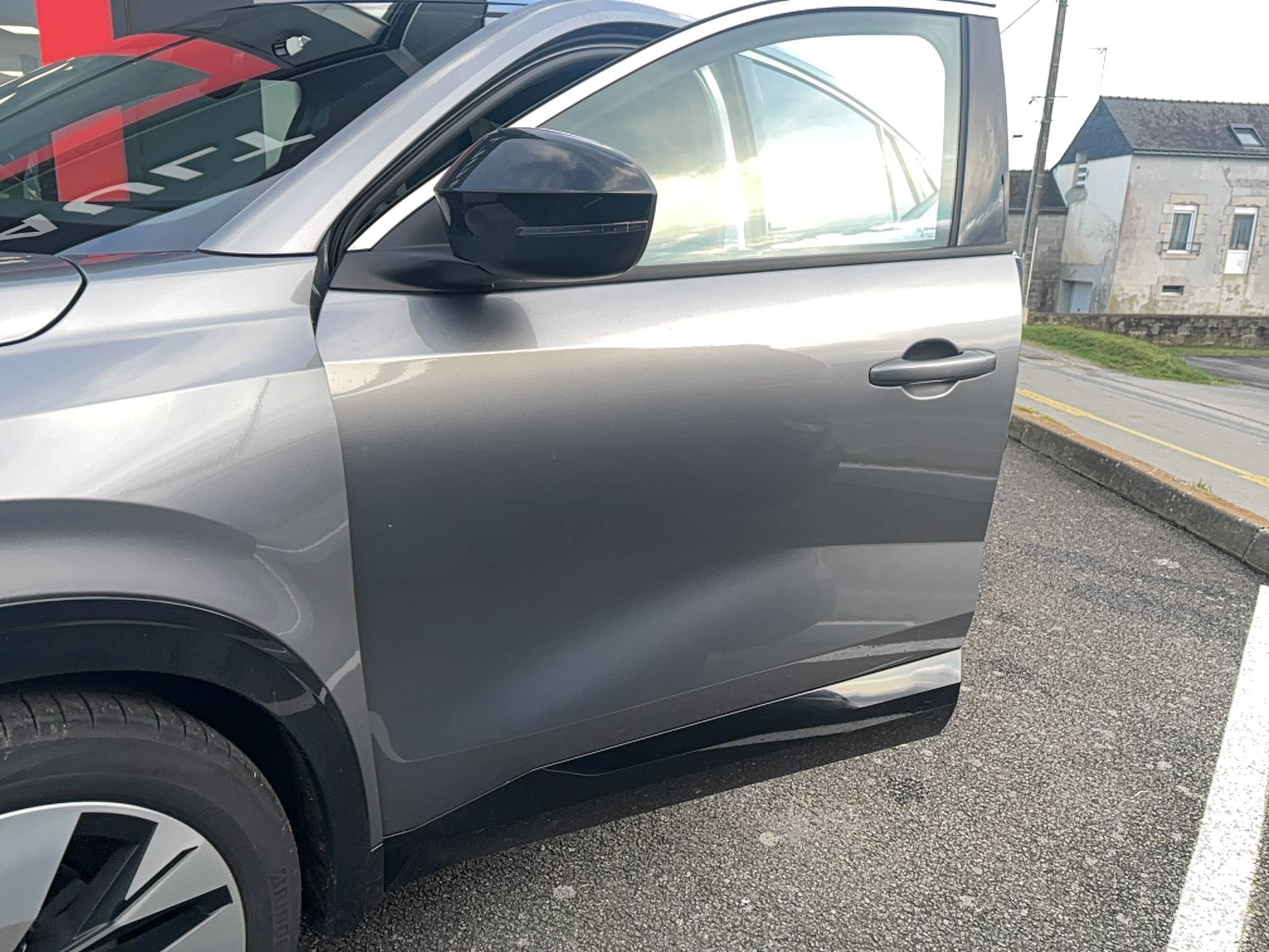 Vente en ligne Renault Rafale  E-Tech full hybrid 200ch au prix de 39 990 €