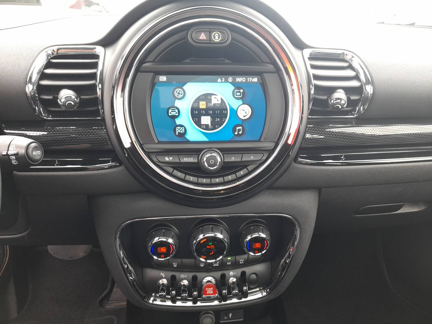 Vente en ligne Mini Clubman Clubman Cooper 136 ch BVA7 au prix de 17 900 €