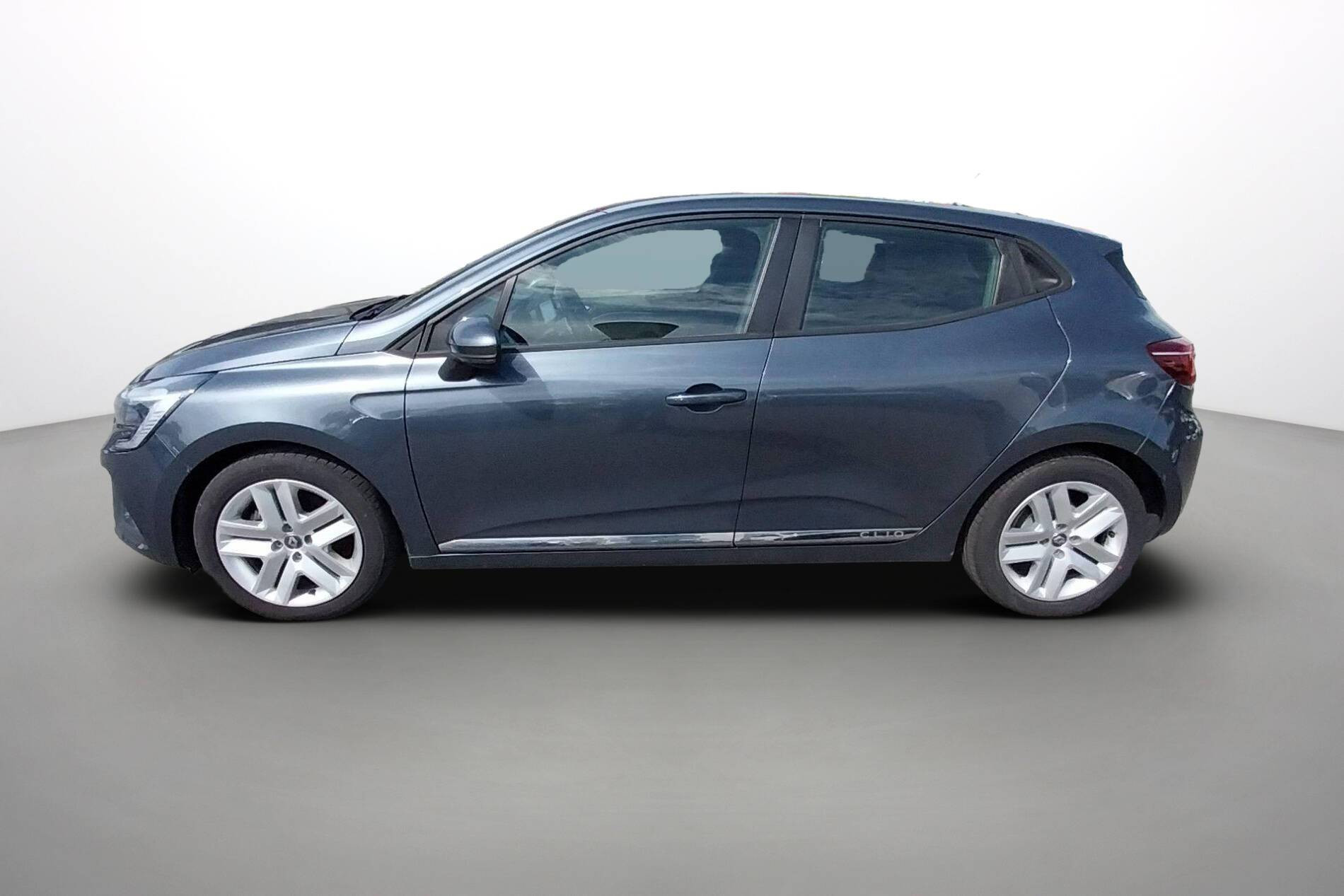 Vente en ligne Renault Clio 5 Clio E-Tech 140 - 21N au prix de 14 970 €