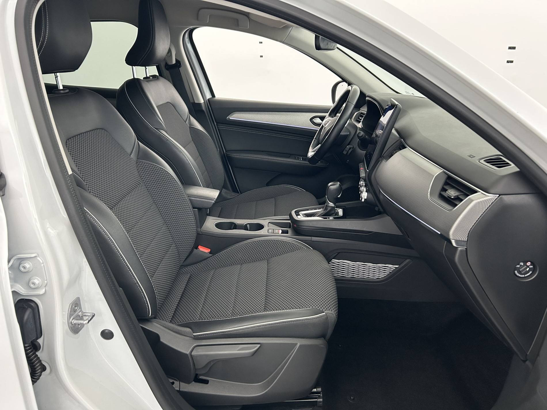 Vente en ligne Renault Arkana  E-Tech 145 - 21B au prix de 18 650 €