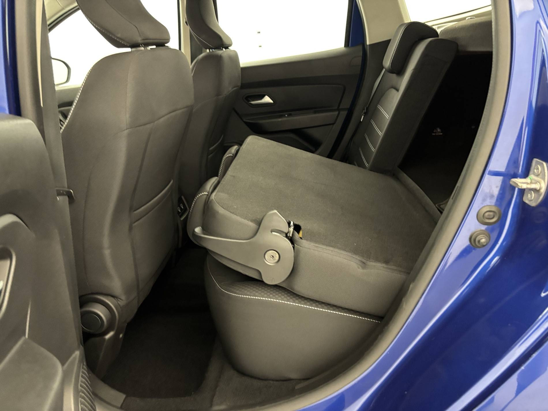 Vente en ligne Dacia Duster  Blue dCi 115 4x2 au prix de 16 590 €