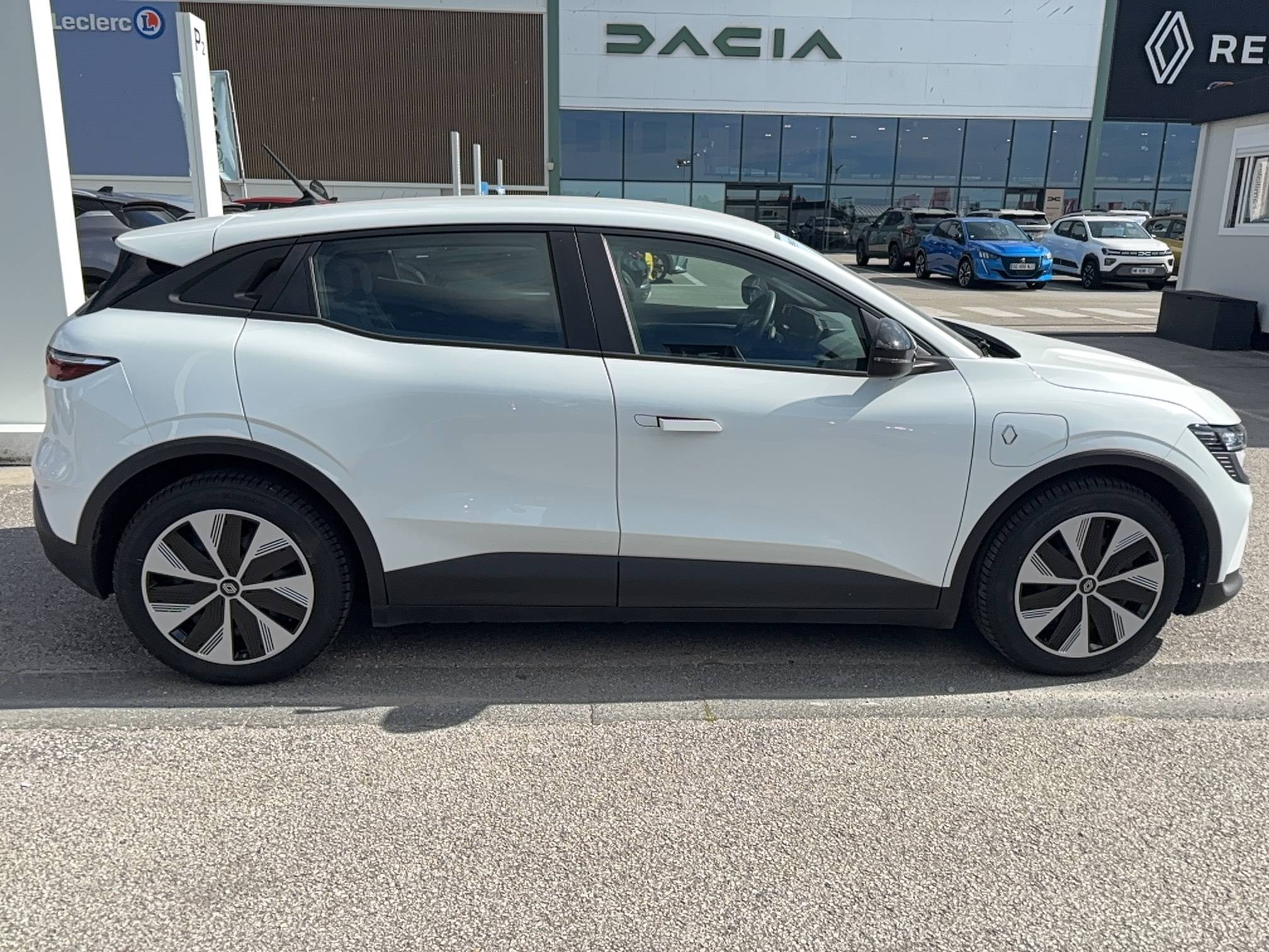 Vente en ligne Renault Megane E-Tech  EV60 130ch super charge au prix de 21 790 €