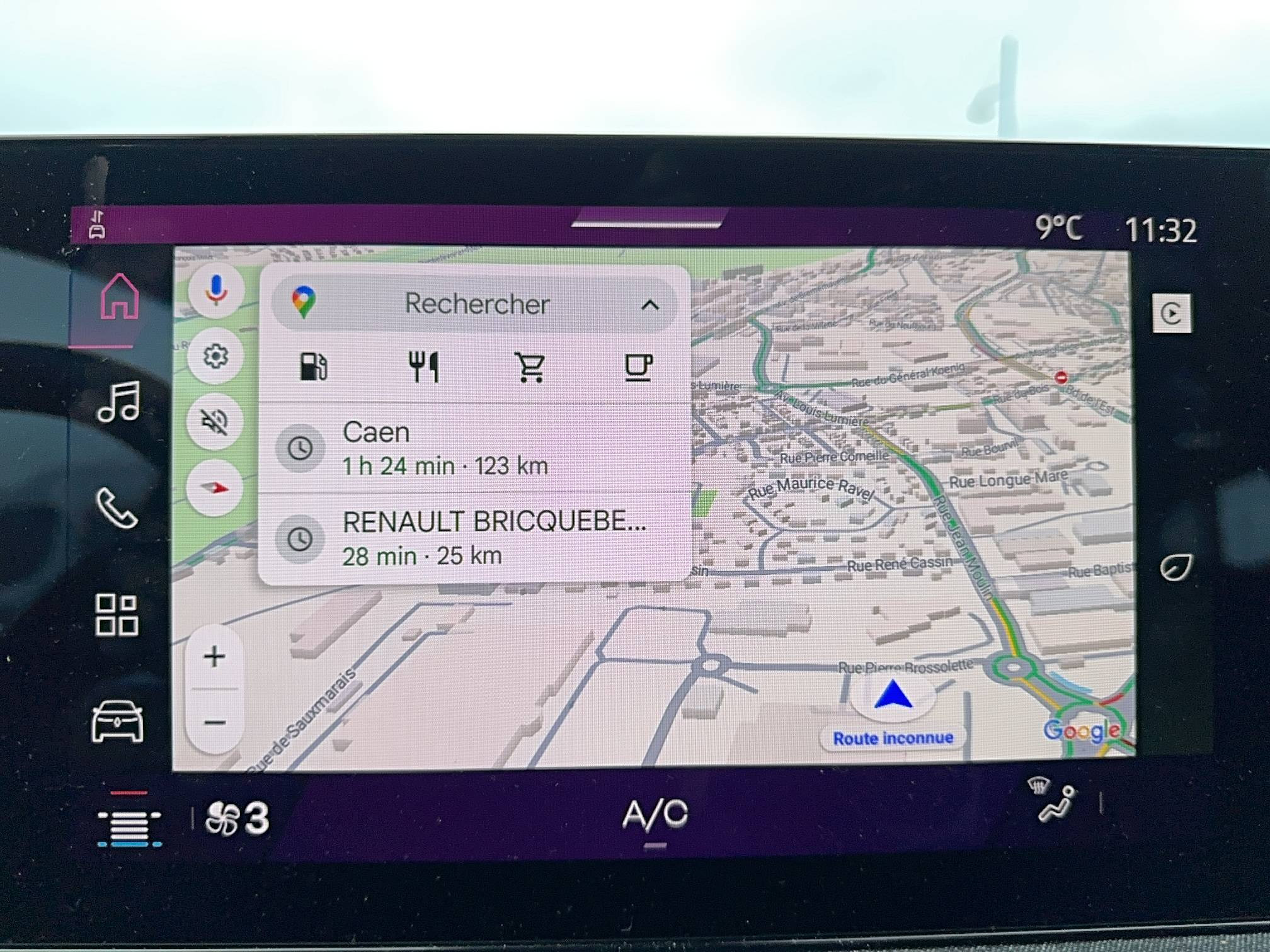 Vente en ligne Renault Clio 6 Clio E-Tech full hybrid 160 ch au prix de 24 600 €