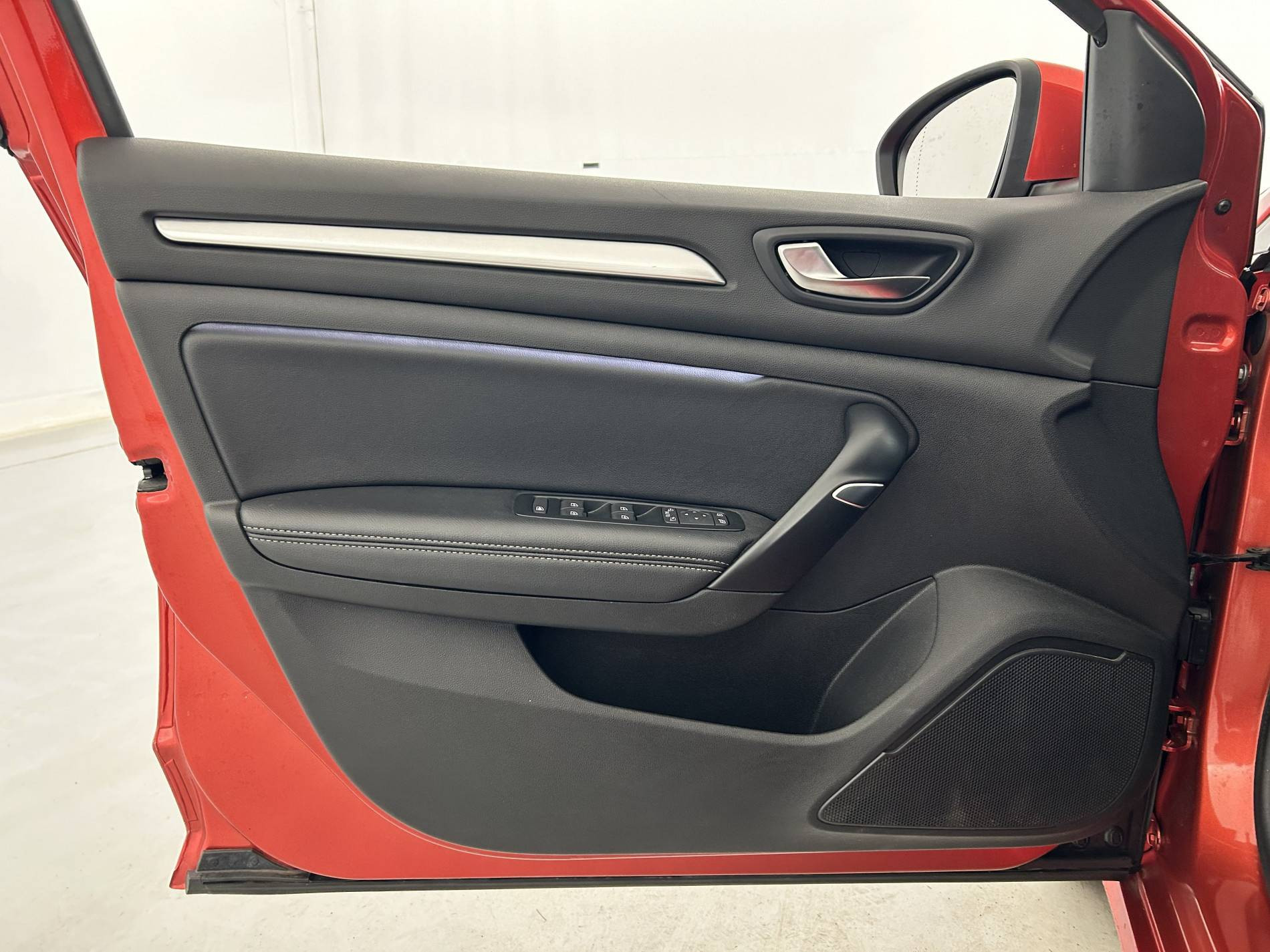 Vente en ligne Renault Megane 4  Blue dCi 115 EDC au prix de 18 785 €