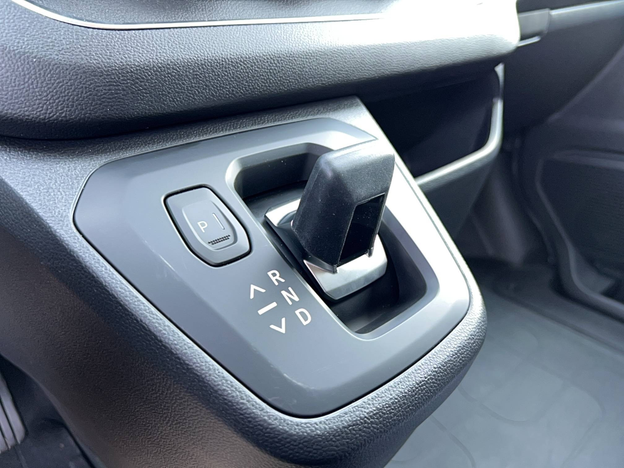 Vente en ligne Renault Trafic Cabine Approfondie TRAFIC CA BLUE DCI 170 L2H1 3T AUTO au prix de 40 990 €
