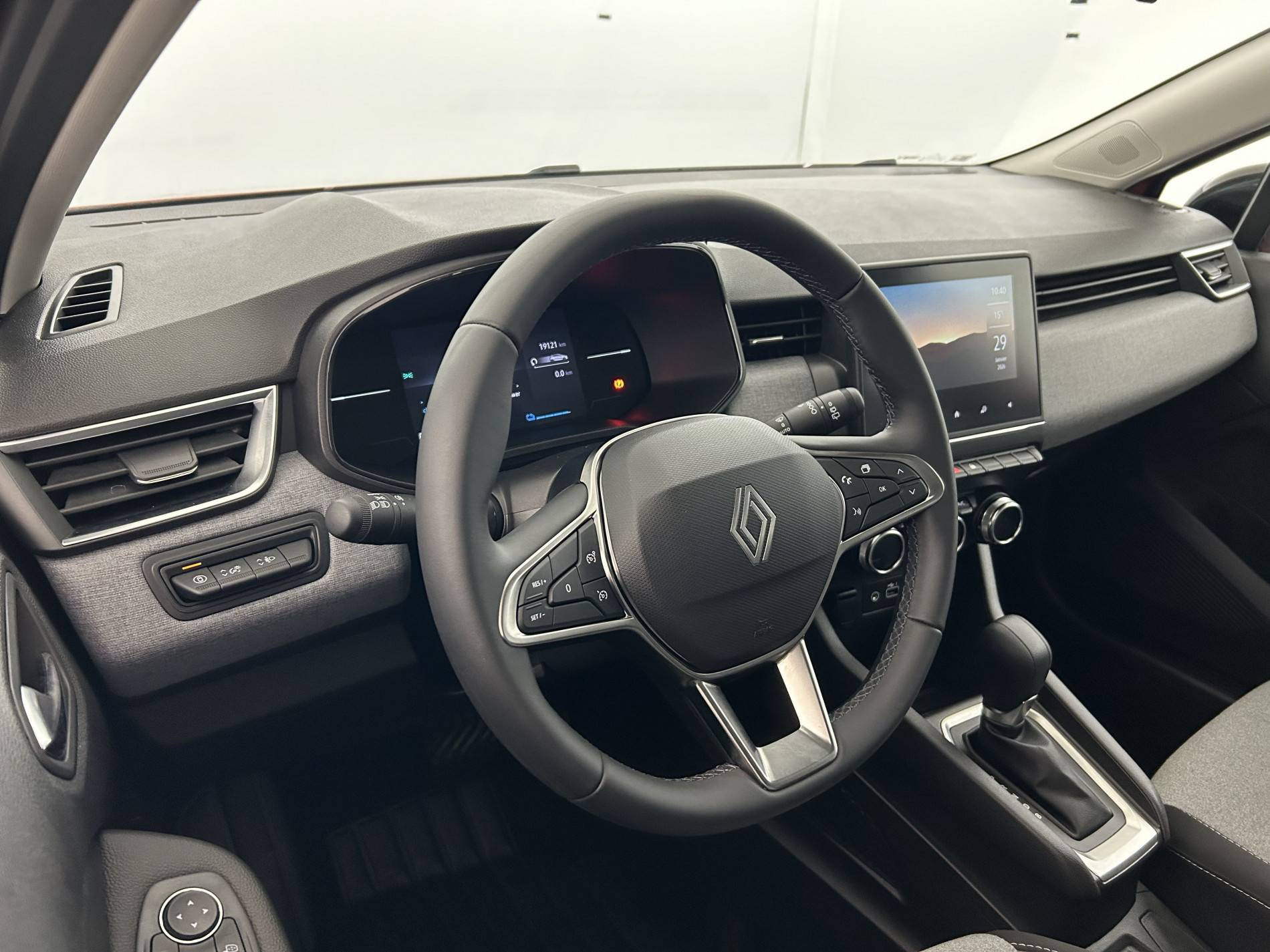 Vente en ligne Renault Clio 5 Clio E-Tech full hybrid 145 ch GSR2 au prix de 18 590 €