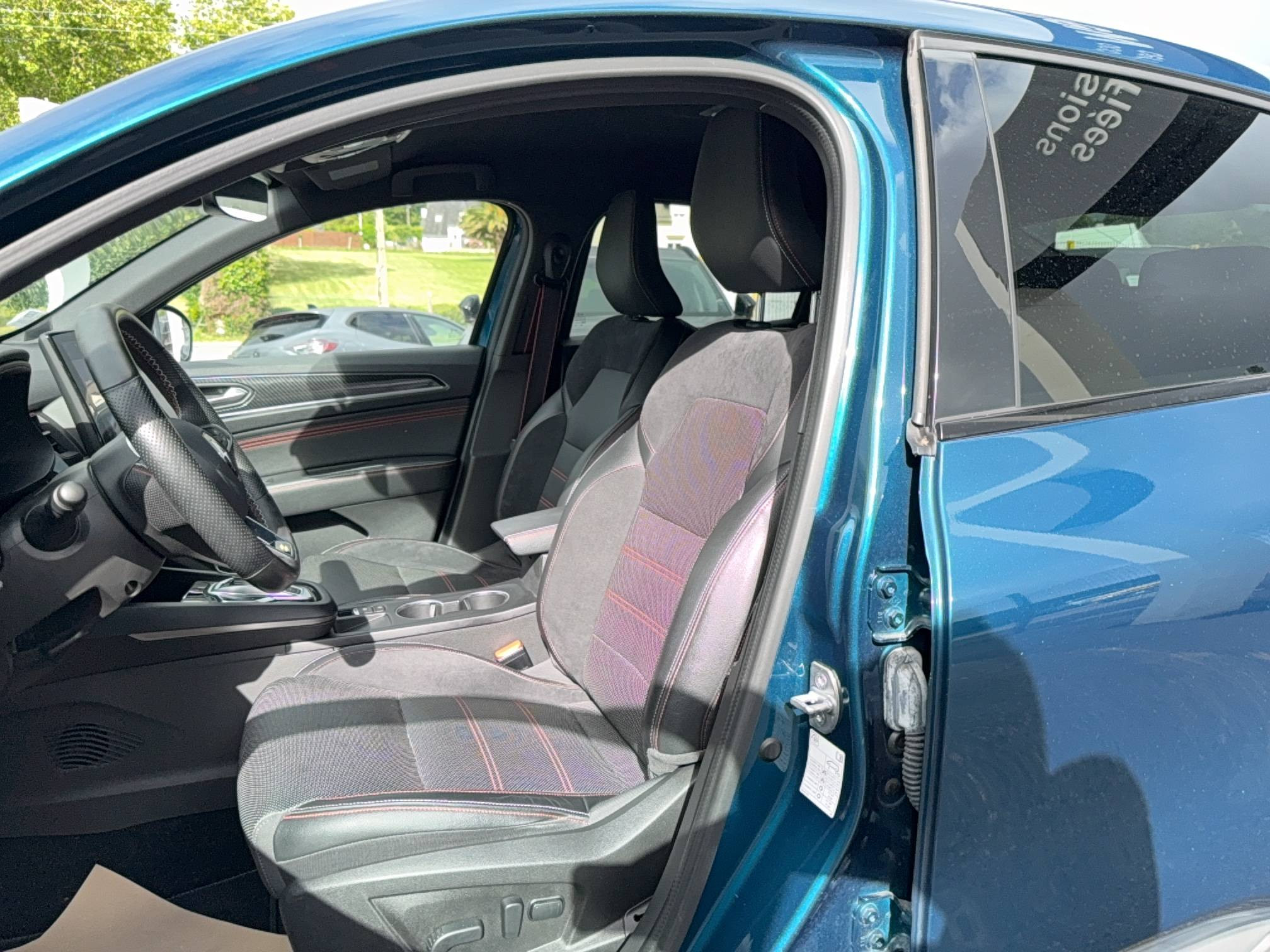 Vente en ligne Renault Arkana  E-Tech 145 - 21B au prix de 19 990 €