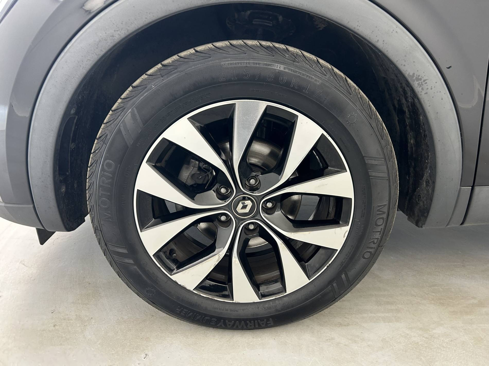 Vente en ligne Renault Arkana  mild hybrid 140 EDC FAP - 22 au prix de 18 790 €