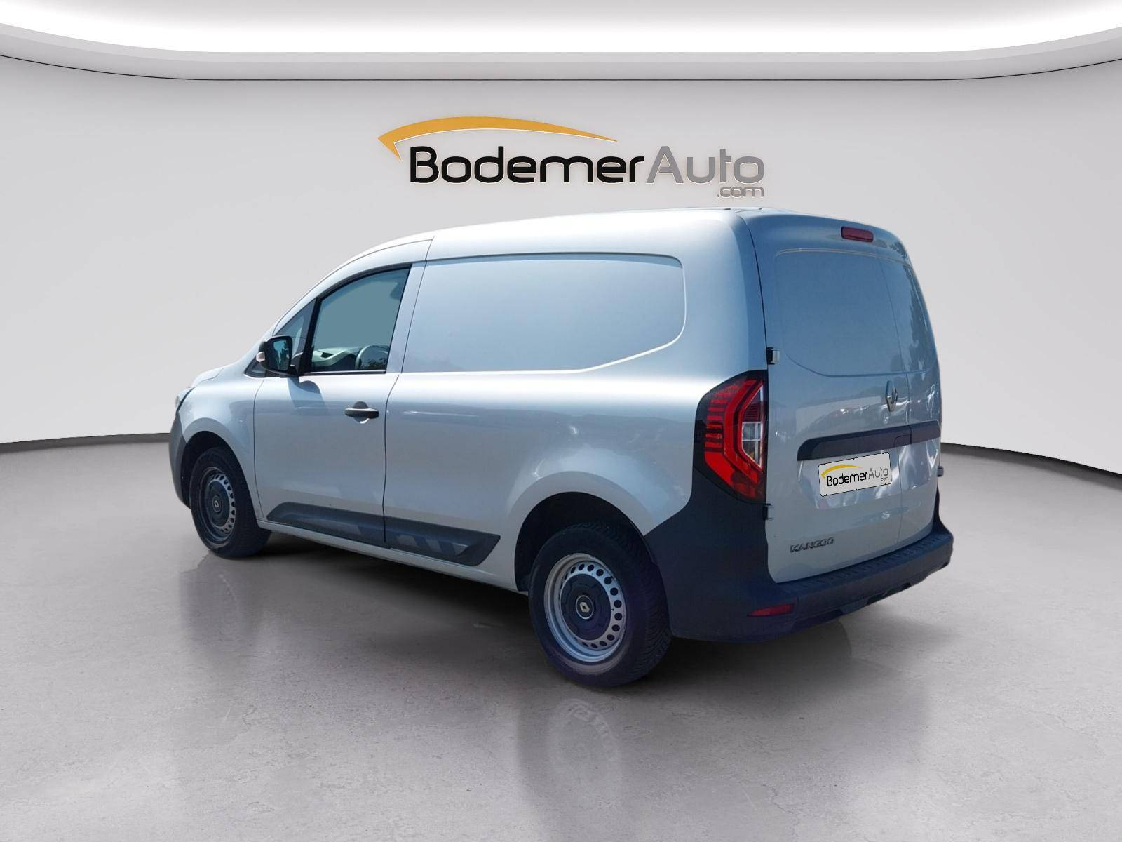 Vente en ligne Renault Kangoo Van  BLUE DCI 95 au prix de 12 850 €