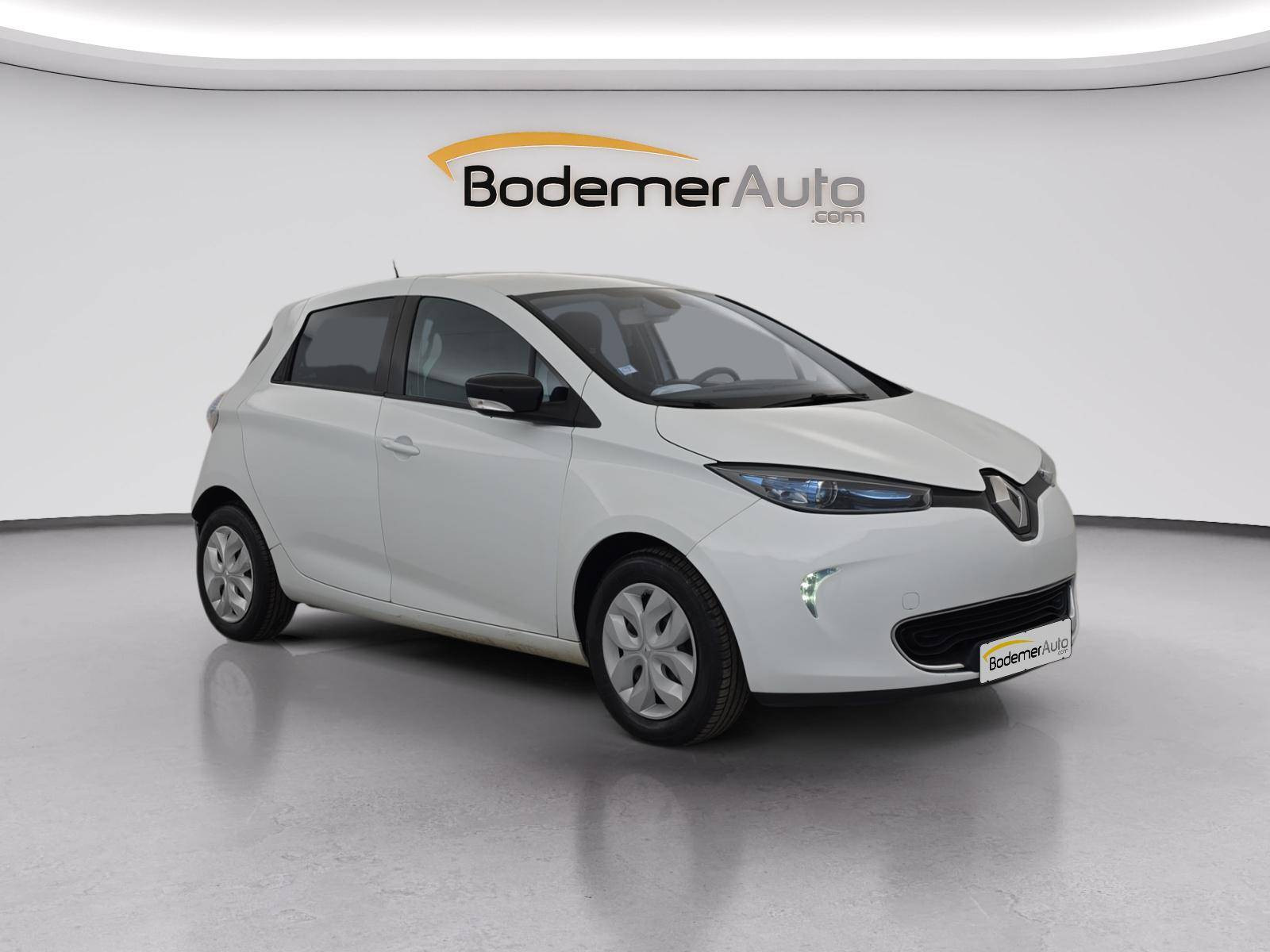 Vente en ligne Renault Zoé  achat intégral au prix de 7 890 €