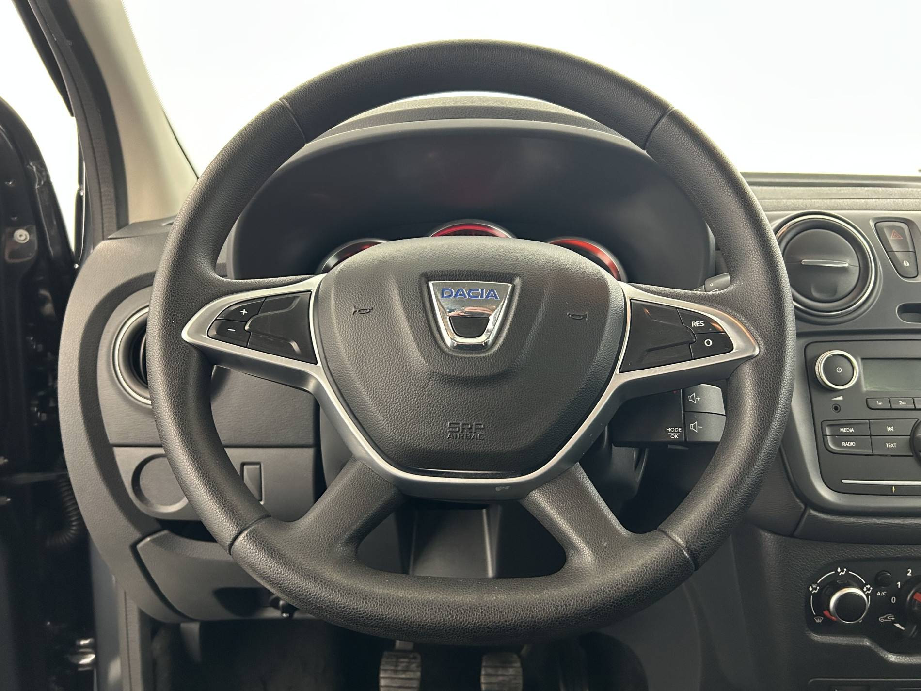 Vente en ligne Dacia Lodgy  Blue dCi 95 7 places au prix de 16 590 €