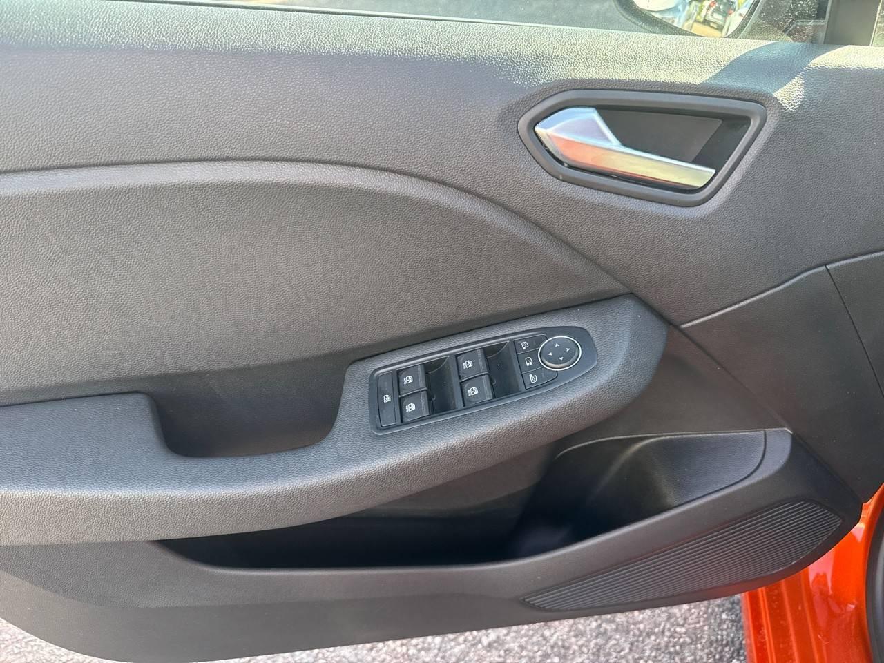 Vente en ligne Renault Clio 5 Clio E-Tech full hybrid 145 au prix de 16 490 €