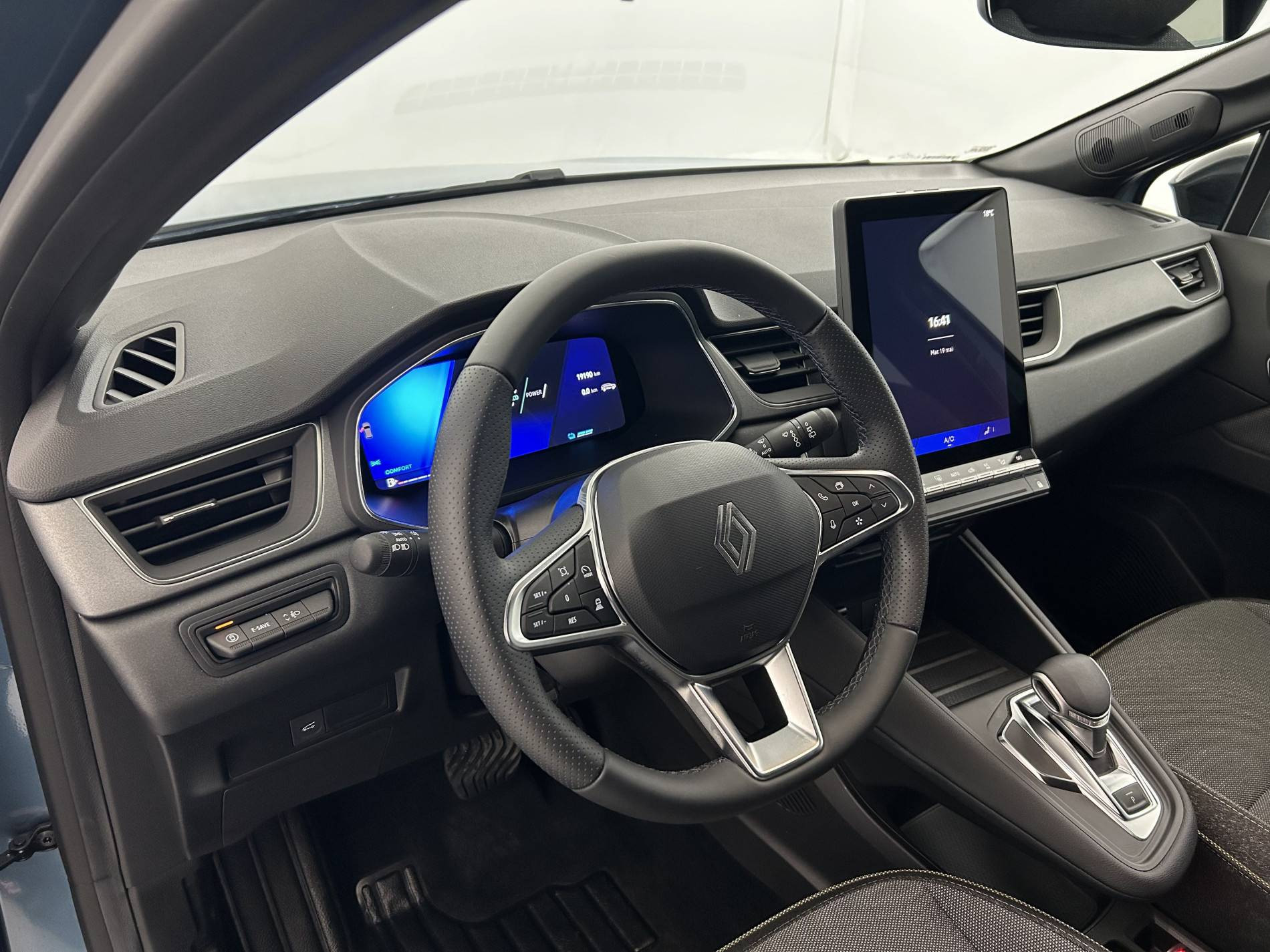 Vente en ligne Renault Symbioz  E-Tech full hybrid 145 au prix de 26 490 €