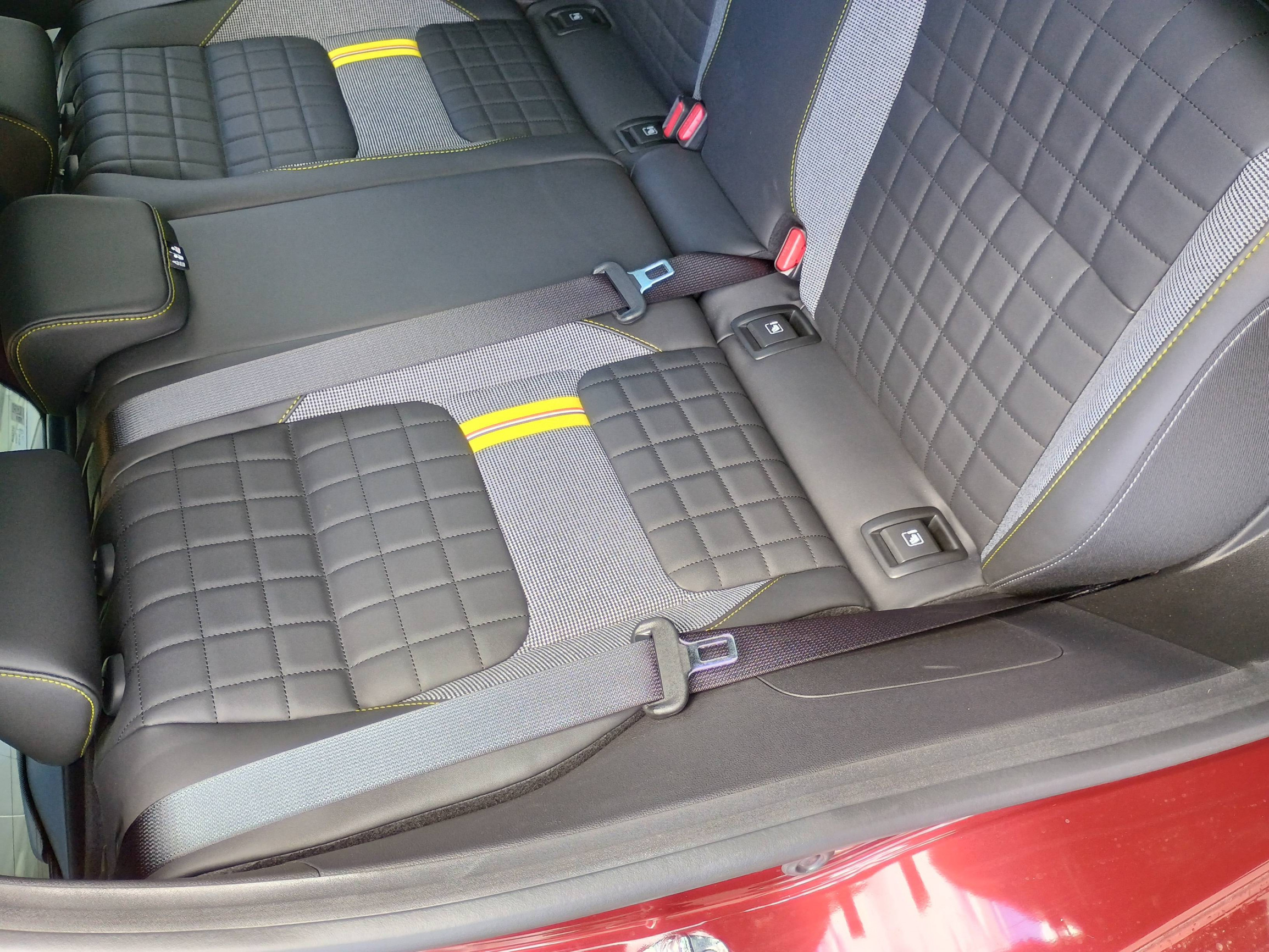 Vente en ligne Renault R4 E-Tech  150 ch autonomie confort au prix de 36 199 €