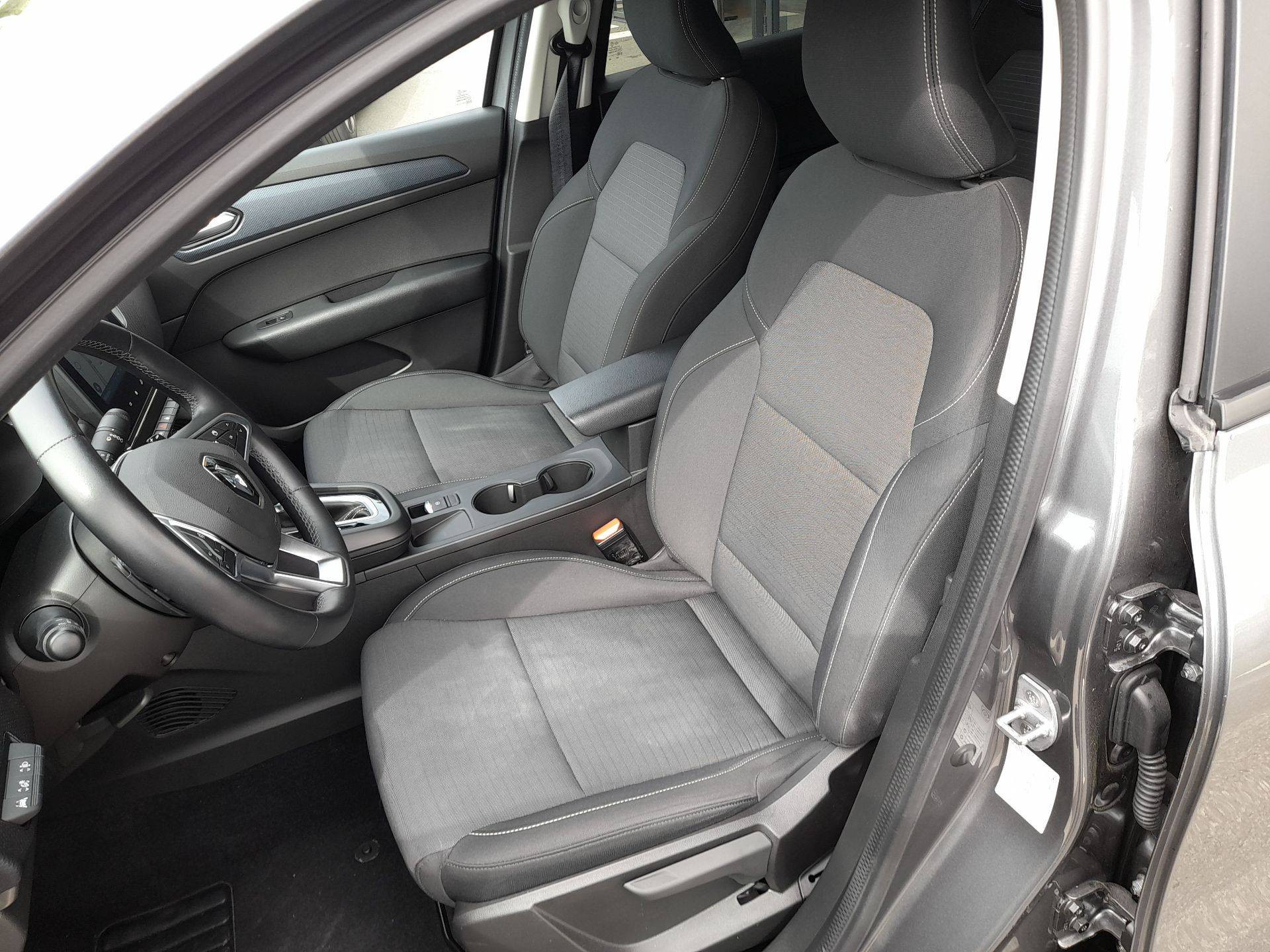 Vente en ligne Renault Arkana  mild hybrid 140 EDC FAP - 22 au prix de 18 490 €