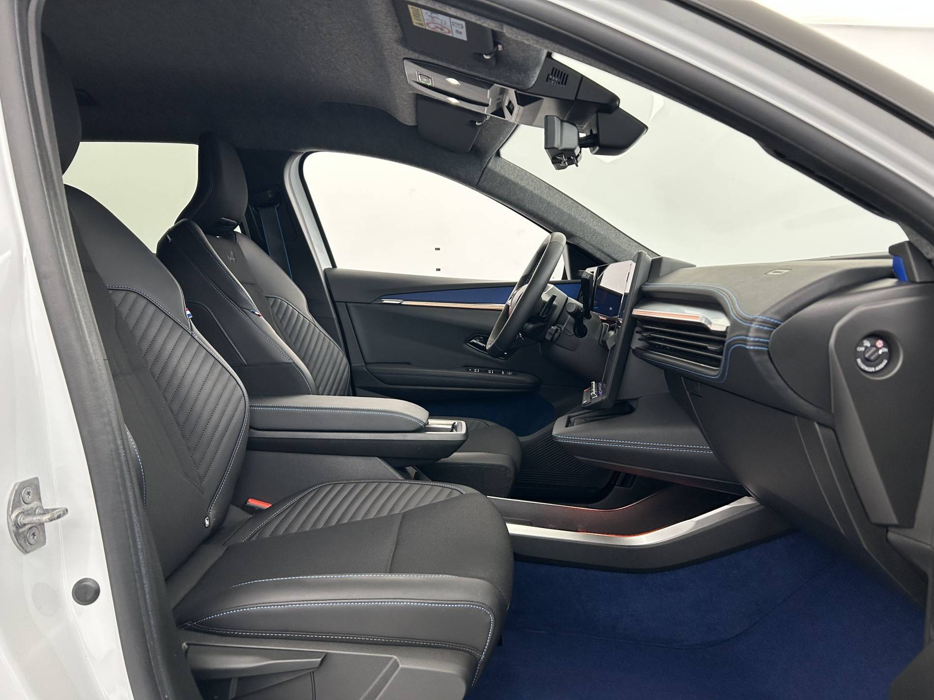 Vente en ligne Renault Scenic E-Tech  220 ch grande autonomie au prix de 37 590 €