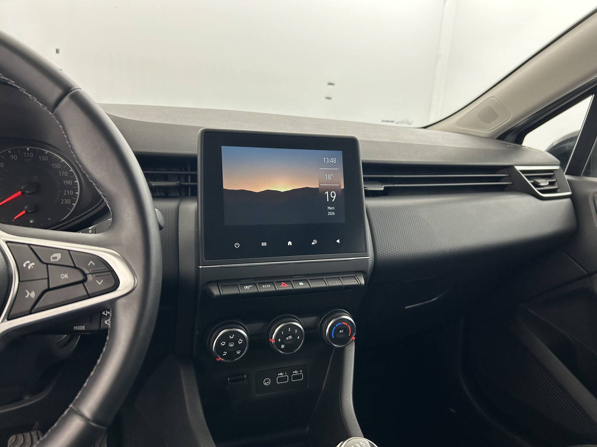 Vente en ligne Renault Clio 5 Clio TCe 90 au prix de 13 500 €