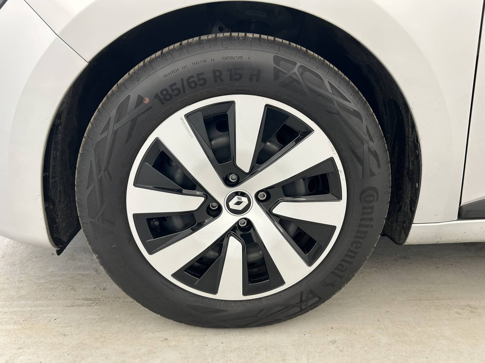 Vente en ligne Renault Clio 5 Clio TCe 90 au prix de 14 000 €