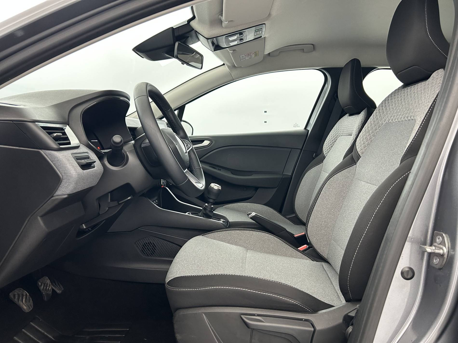 Vente en ligne Renault Clio 5 Clio TCe 90 ch GSR2 au prix de 15 490 €