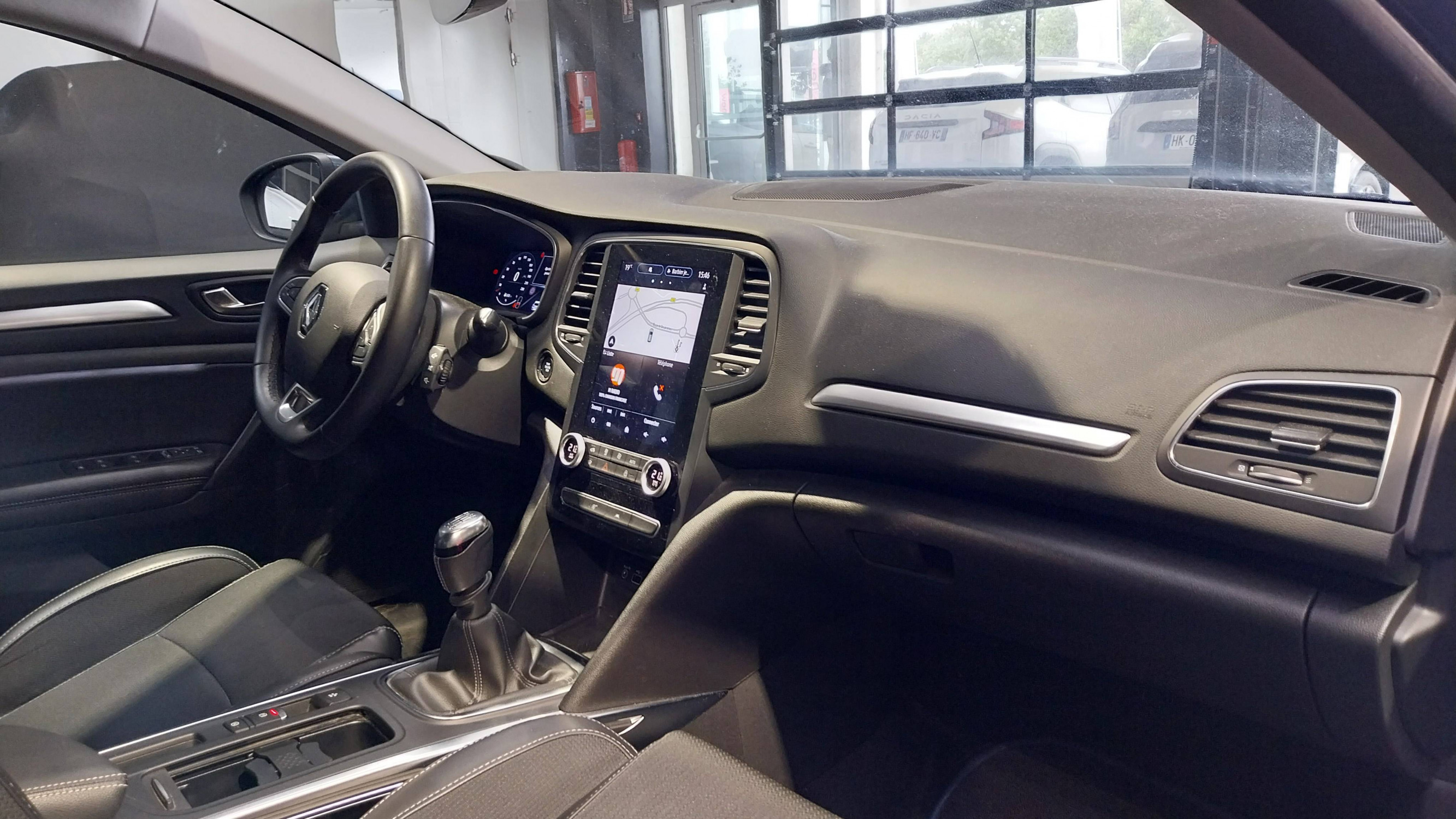Vente en ligne Renault Megane 4 Mégane IV Berline TCe 140 FAP - 21N au prix de 16 490 €