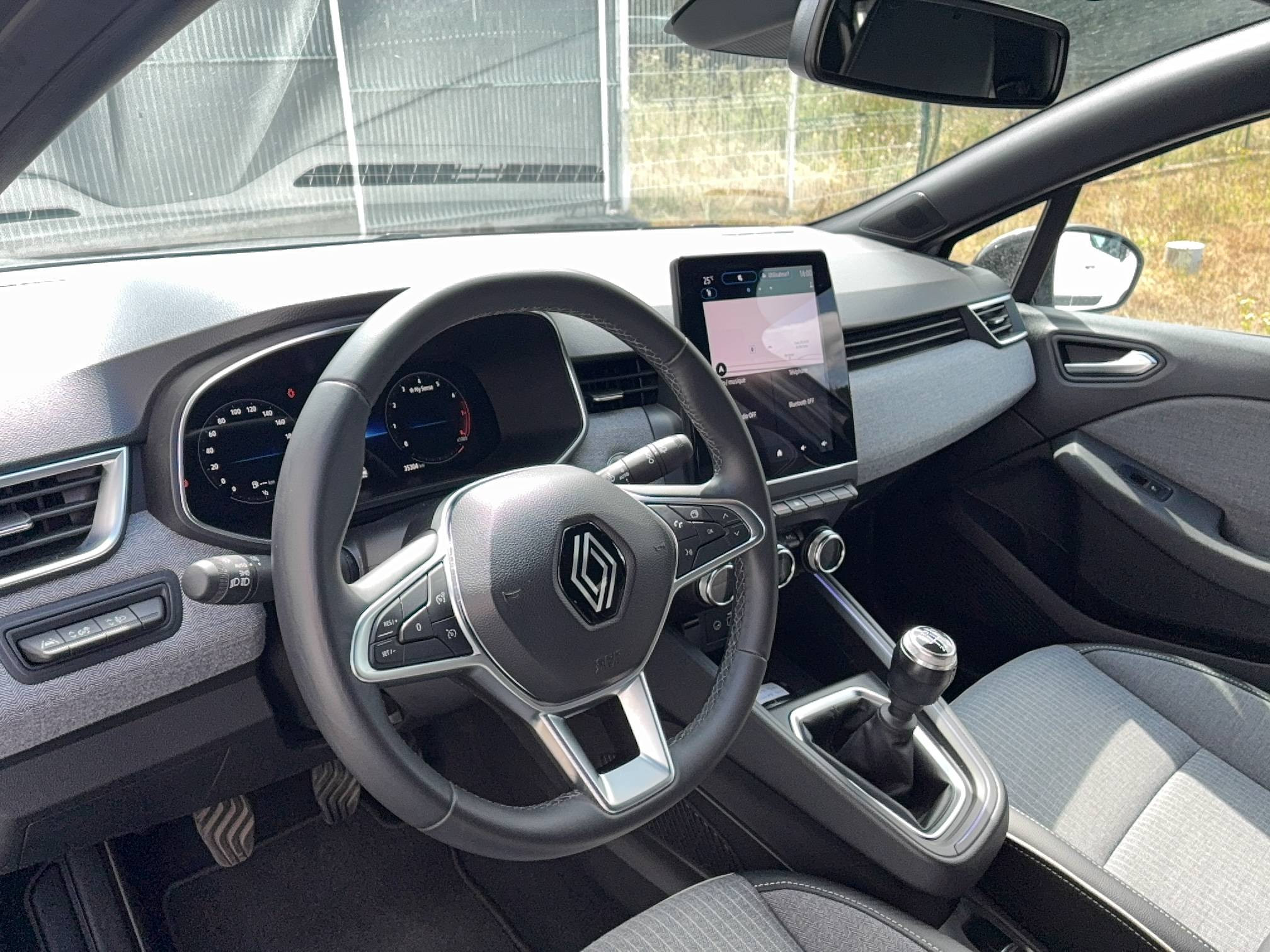 Vente en ligne Renault Clio 5 Clio TCe 90 au prix de 16 390 €
