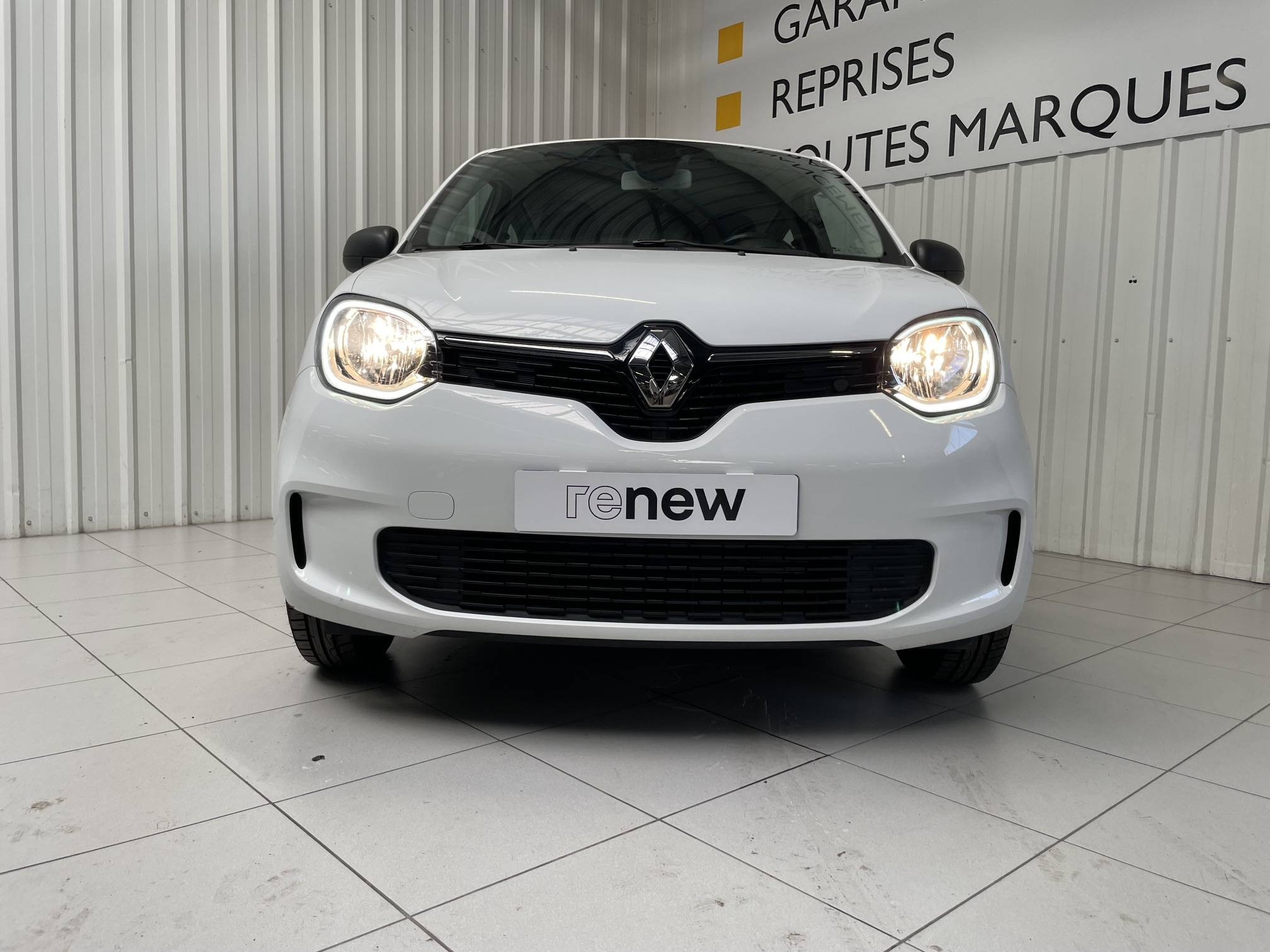Vente en ligne Renault Twingo 3  SCe 65 - 20 au prix de 10 290 €