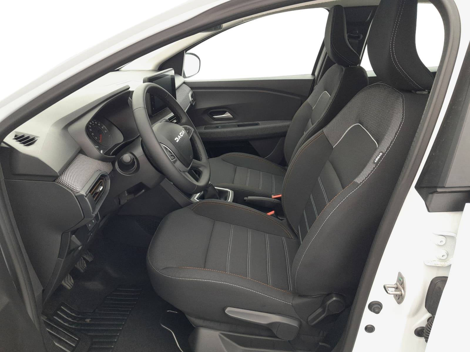 Vente en ligne Dacia Sandero  ECO-G 100 GSR2 au prix de 17 990 €