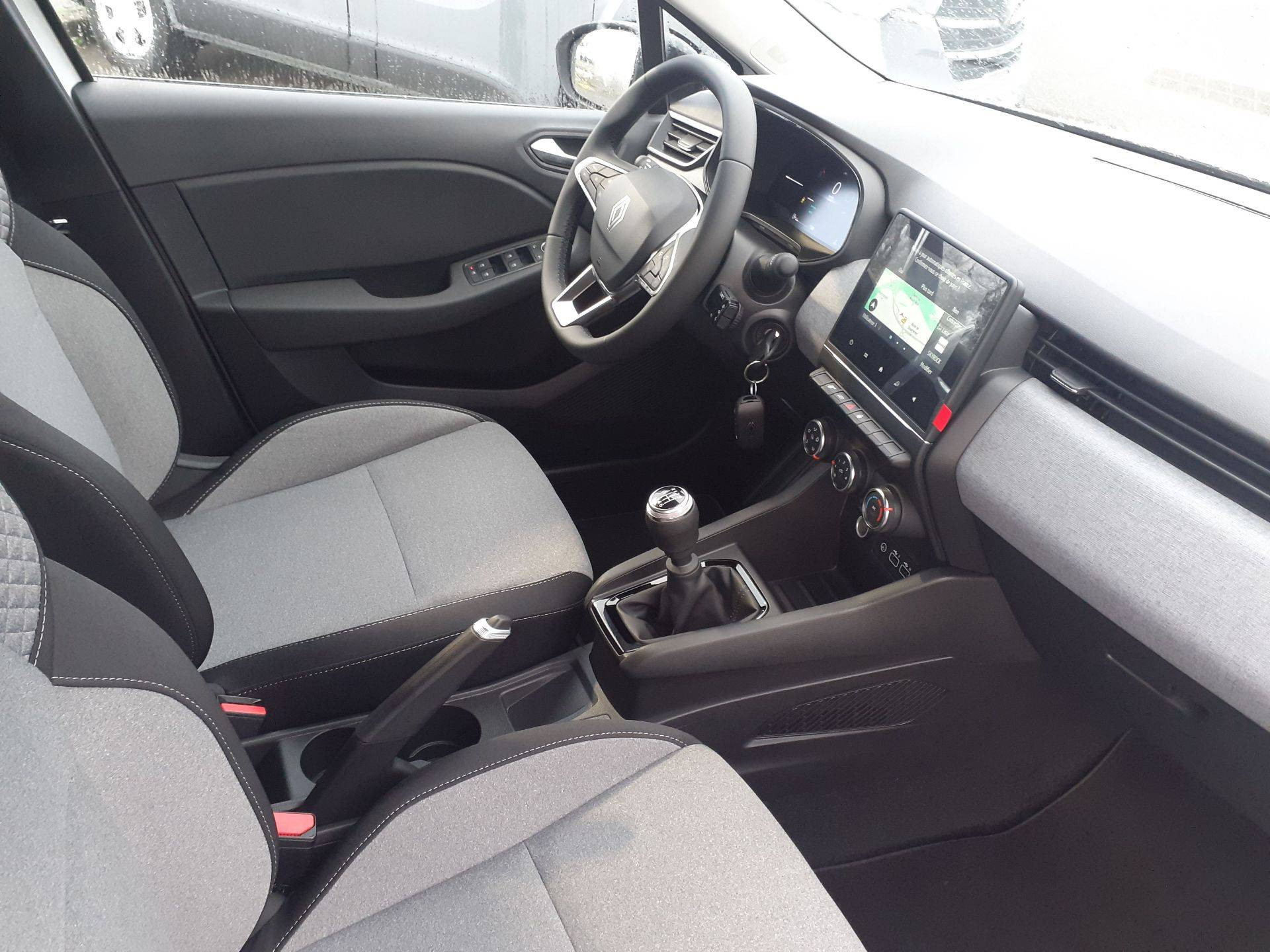 Vente en ligne Renault Clio 5 Clio Eco-G 100 ch GSR2 au prix de 18 990 €