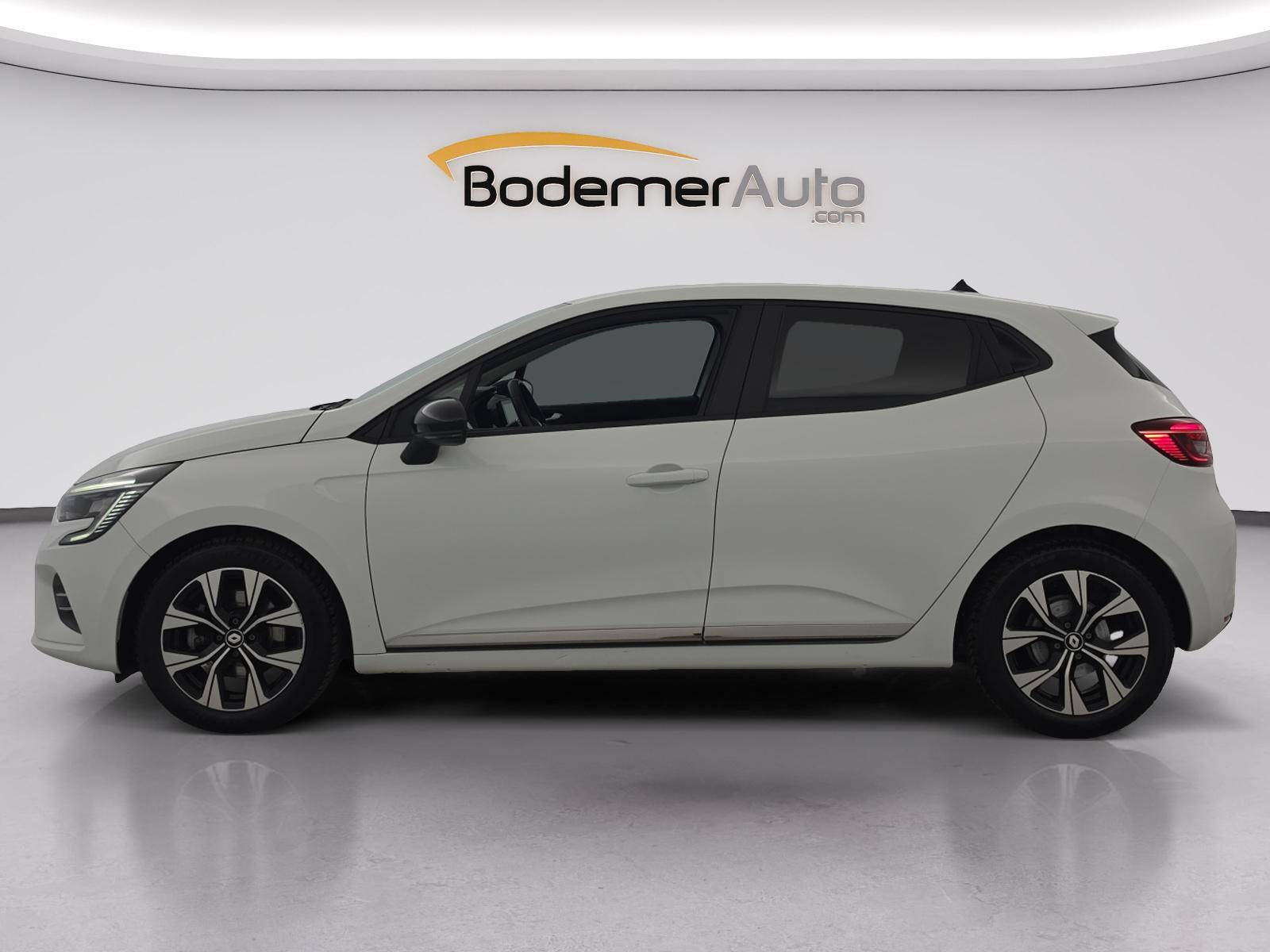 Vente en ligne Renault Clio 5 Clio E-Tech full hybrid 145 au prix de 13 791 €