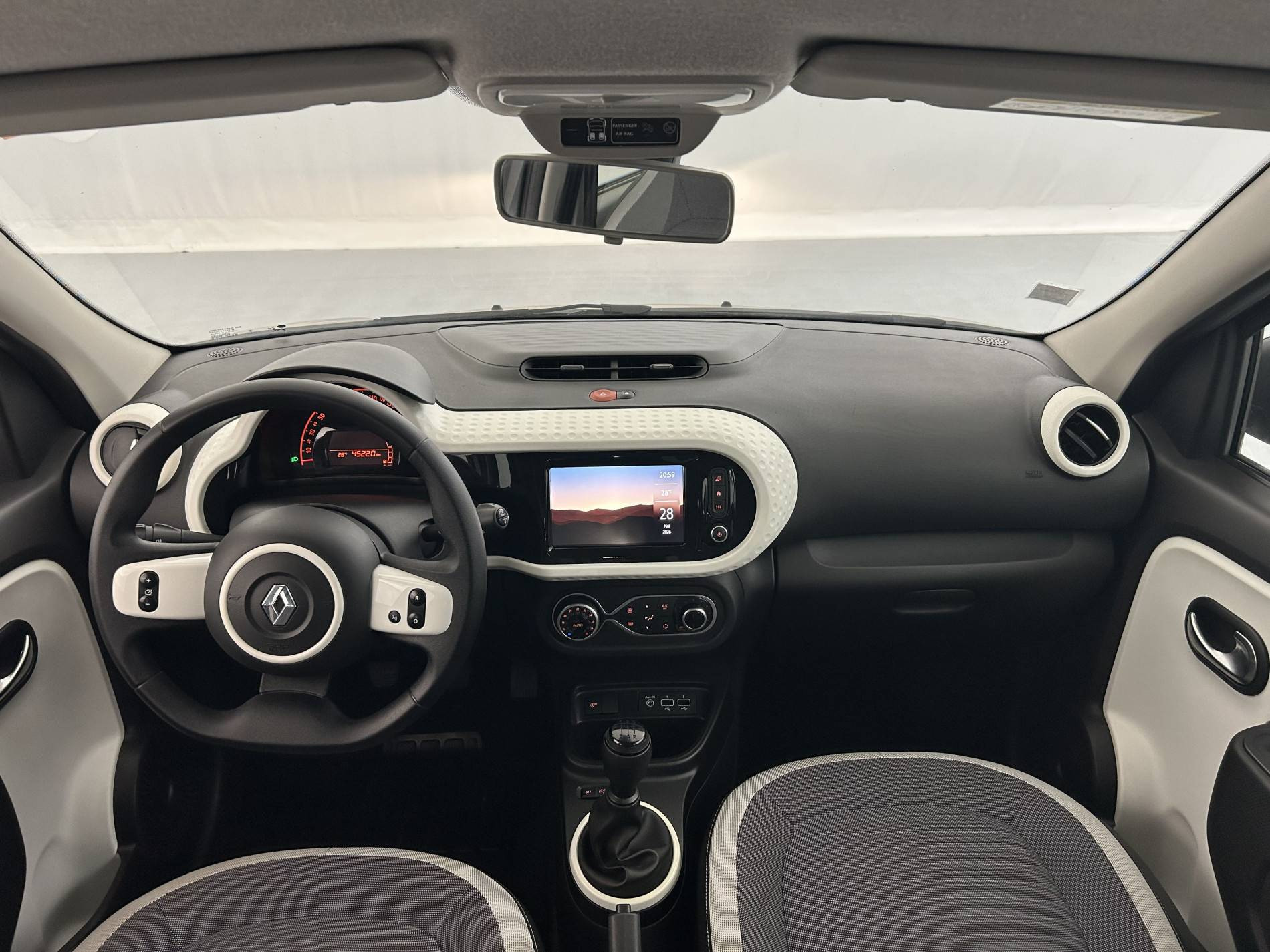 Vente en ligne Renault Twingo 3  SCe 65 - 21 au prix de 10 690 €