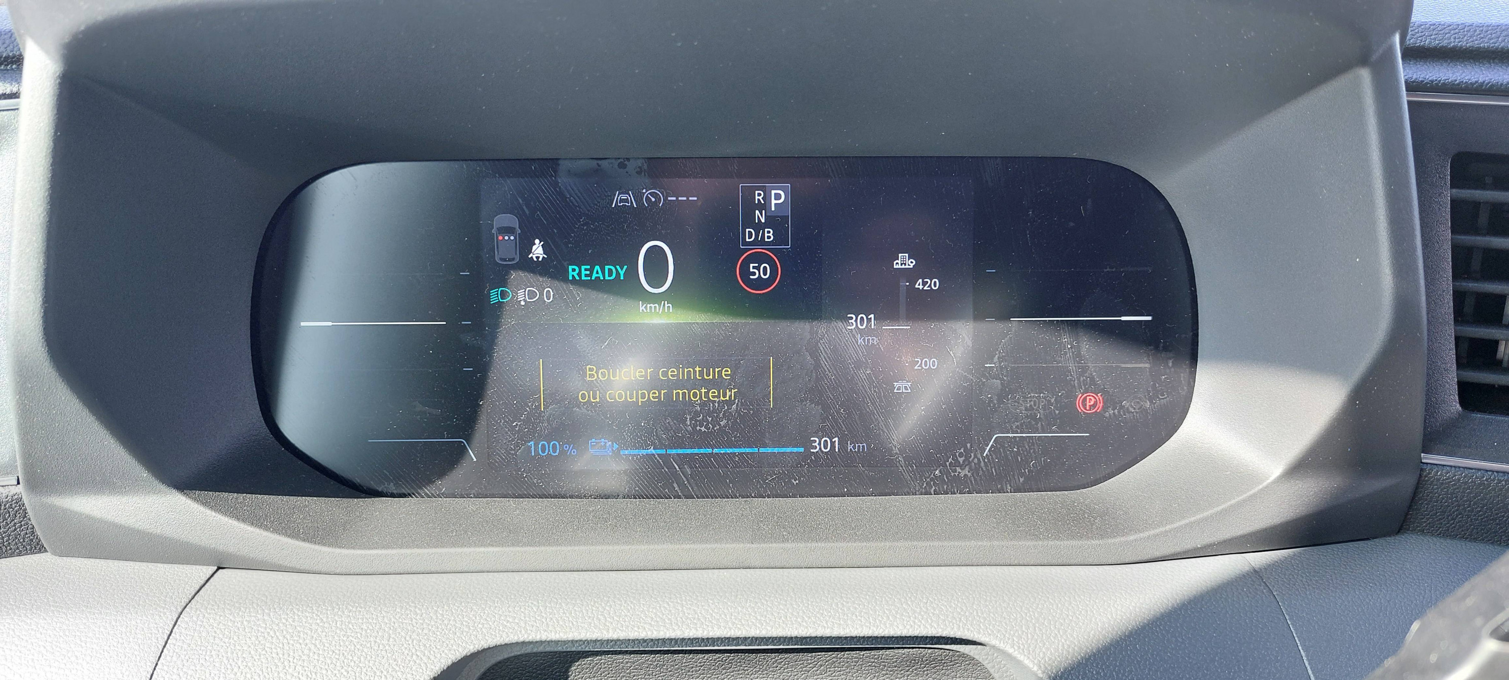 Vente en ligne Renault Master E-Tech MASTER ELECTRIQUE FGN L2H2 3T5 GRANDE AUTONOMIE au prix de 43 890 €