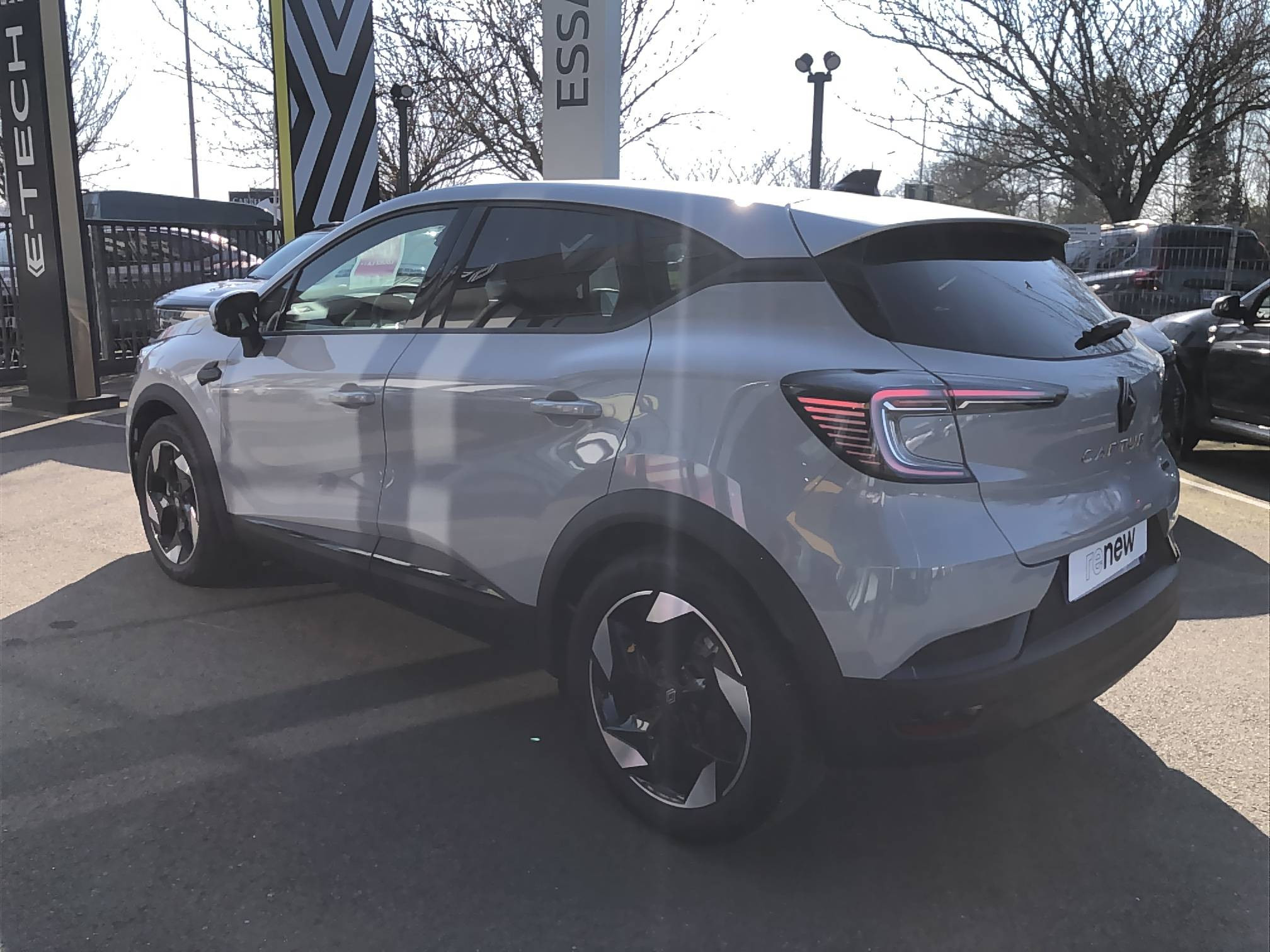 Vente en ligne Renault Captur  E-Tech full hybrid 145 ch au prix de 25 990 €