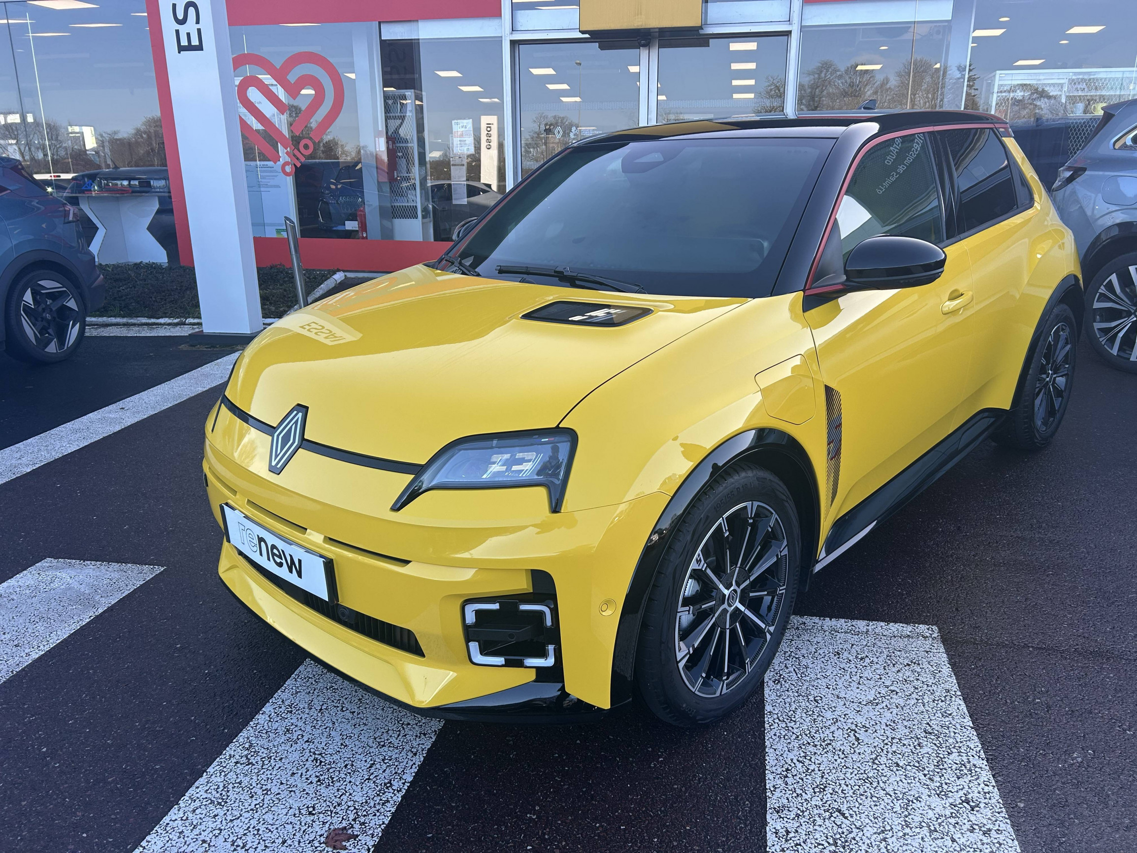 Renault R5 E-Tech  150 ch autonomie confort occasion de 2025 en vente à Saint-Lô