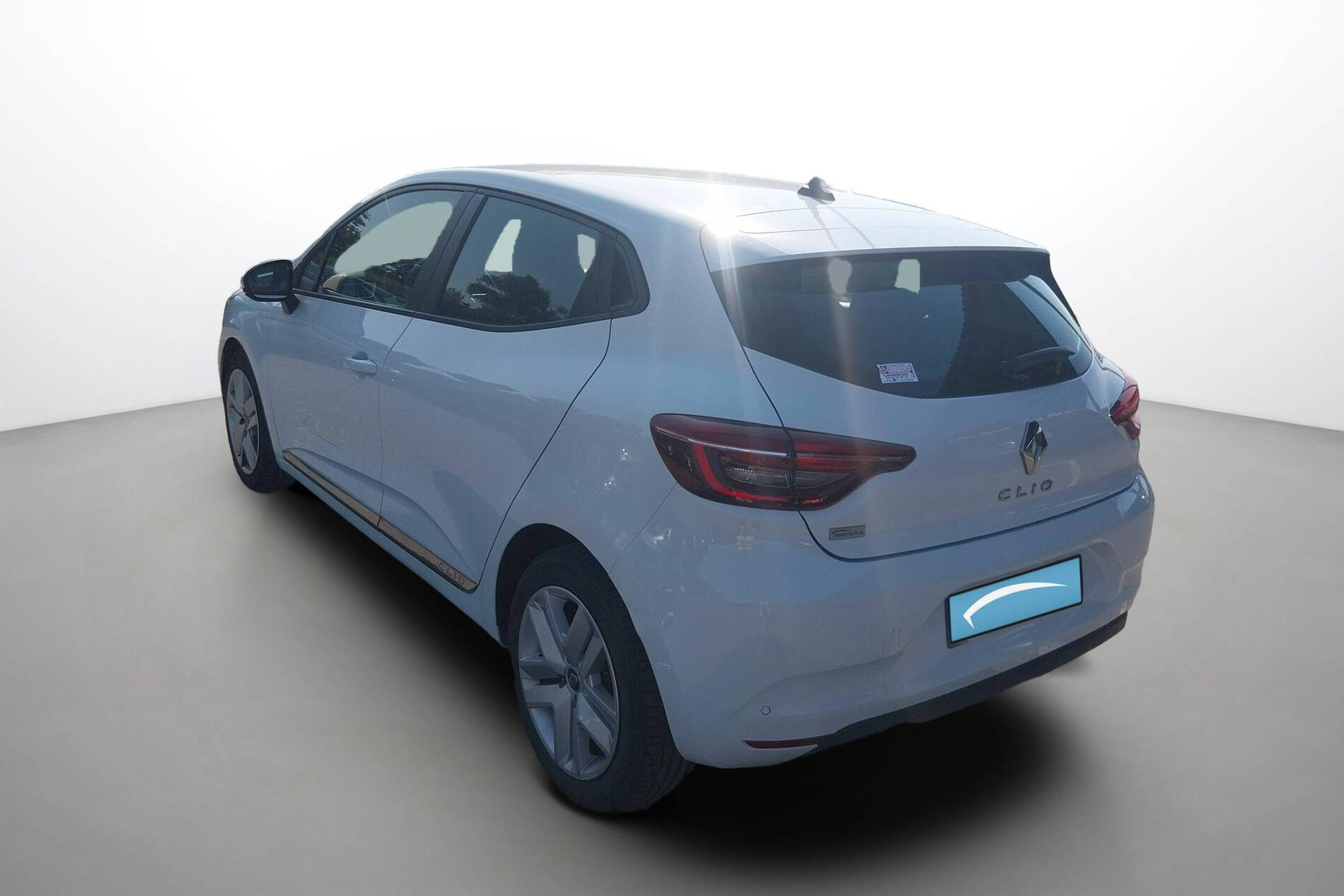 Vente en ligne Renault Clio 5 Clio TCe 90 - 21 au prix de 13 990 €