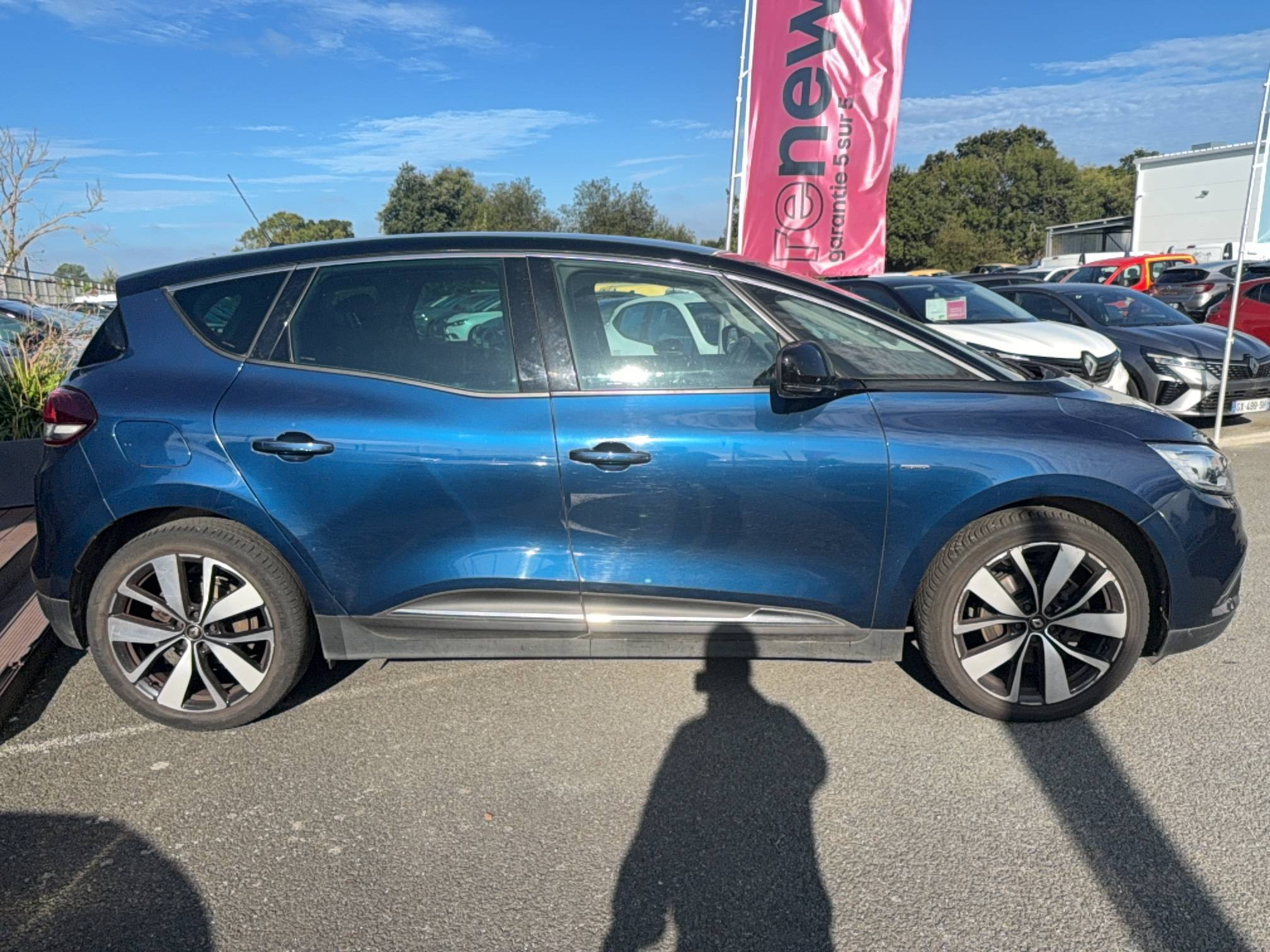 Vente en ligne Renault Scenic 4 Scenic TCe 115 FAP au prix de 12 990 €