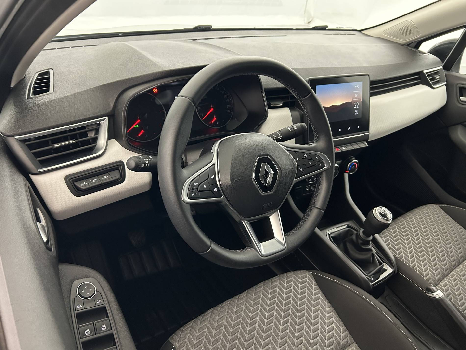 Vente en ligne Renault Clio 5 Clio Blue dCi 100 au prix de 14 990 €