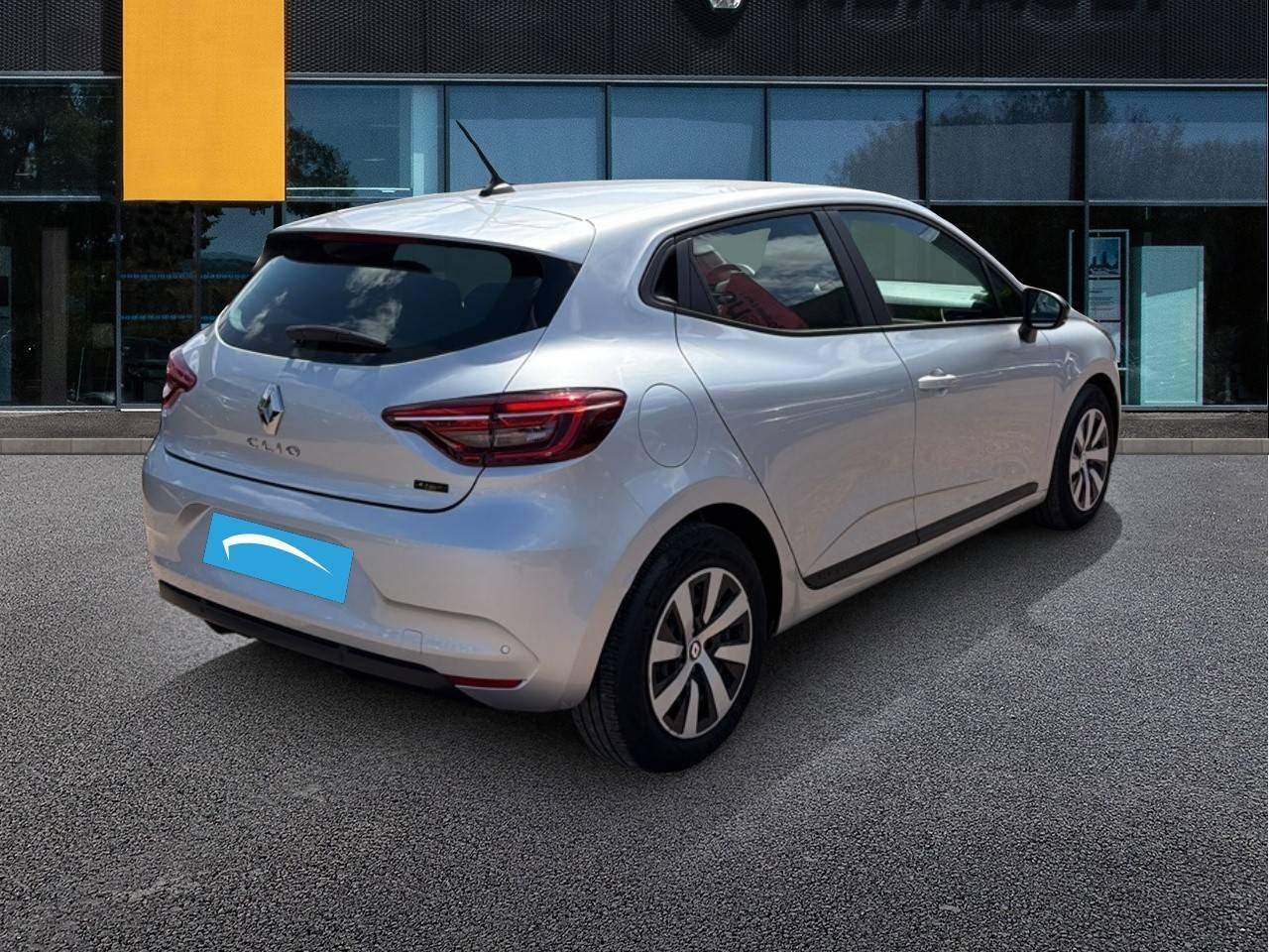 Vente en ligne Renault Clio 5 Clio E-Tech full hybrid 145 au prix de 16 990 €