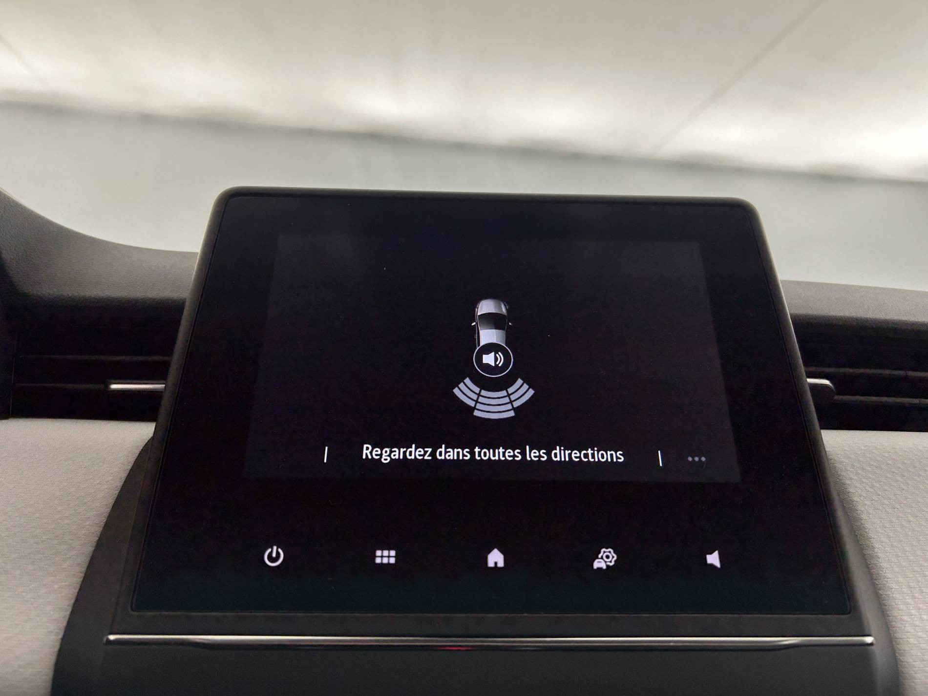 Vente en ligne Renault Clio 5 Clio SCe 65 au prix de 14 491 €