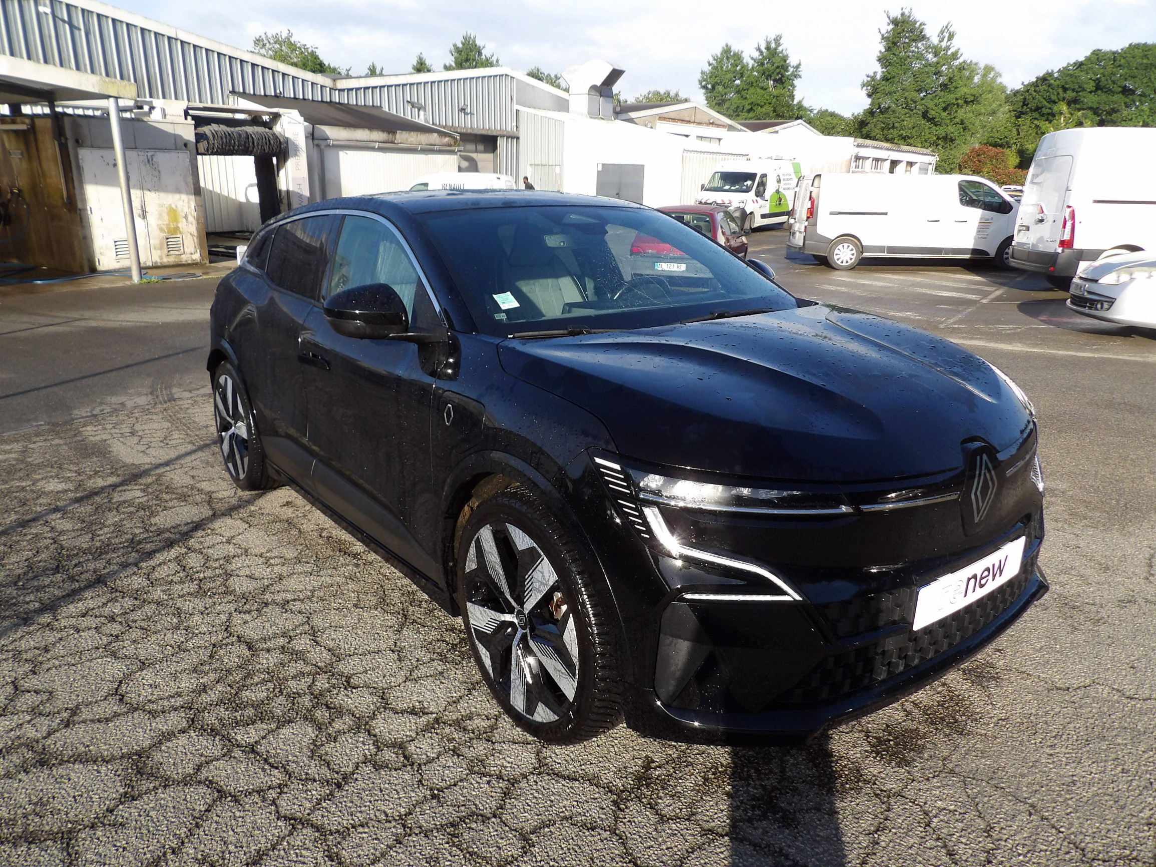 Vente en ligne Renault Megane E-Tech  EV60 220 ch super charge au prix de 23 499 €