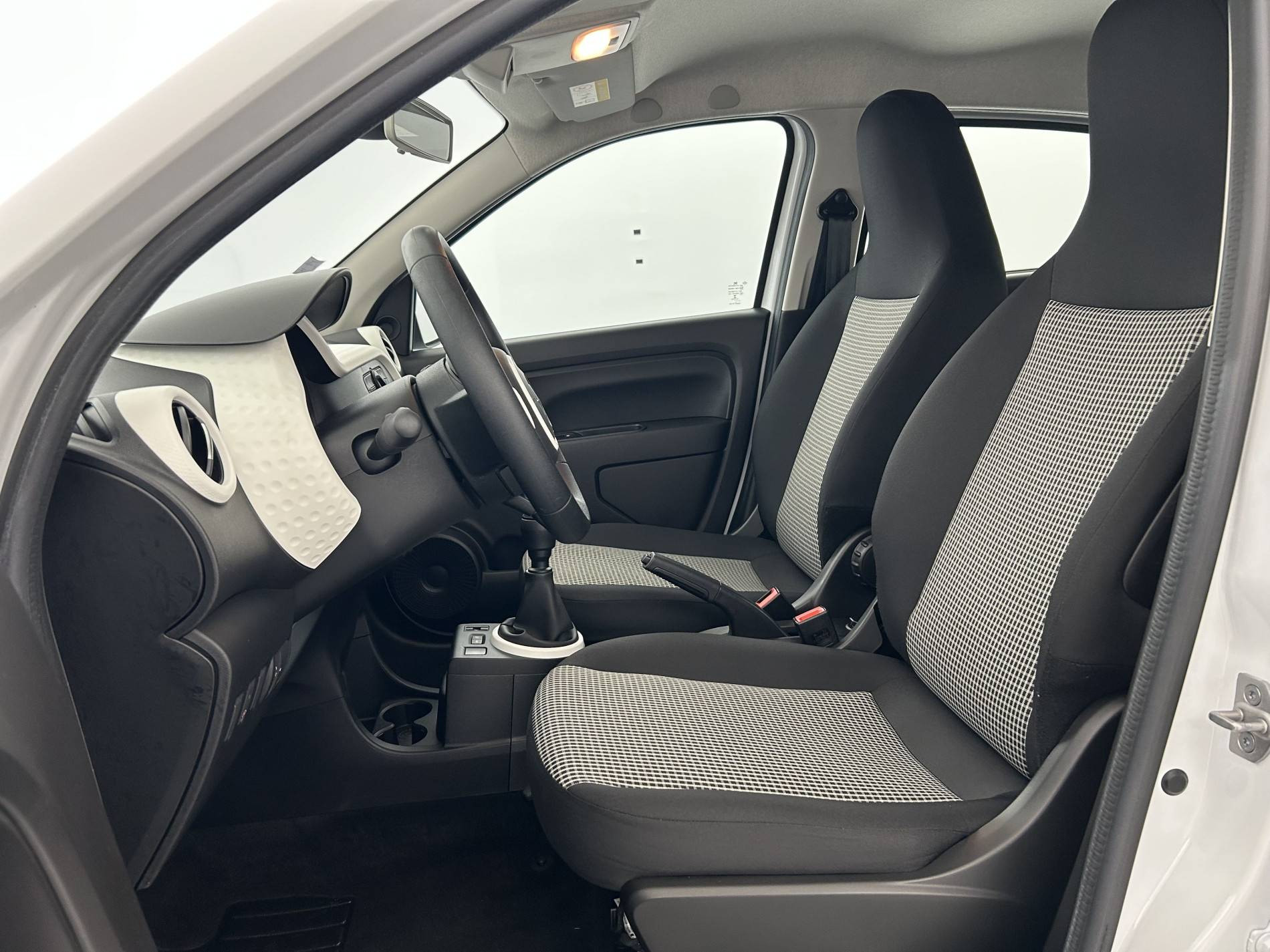 Vente en ligne Renault Twingo 3  SCe 65 au prix de 10 790 €